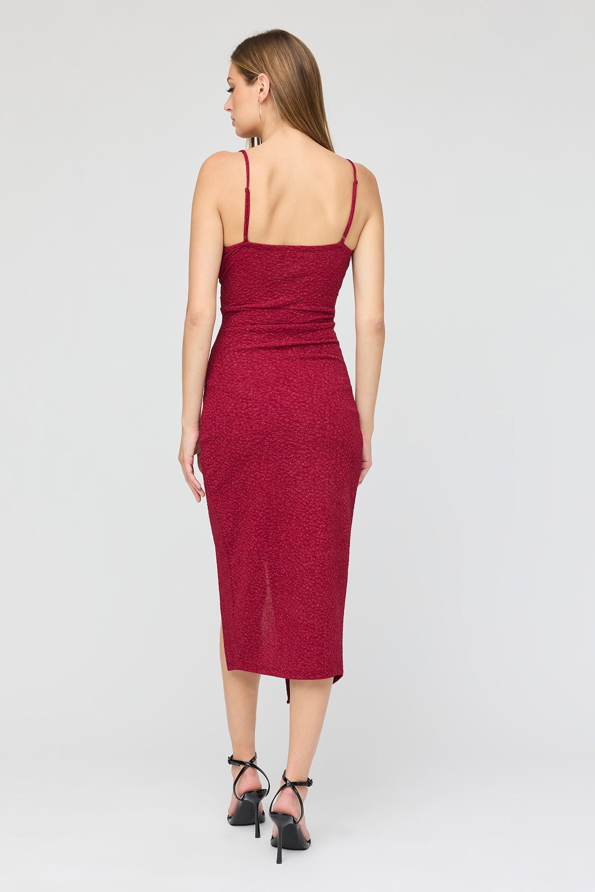 Vue alternative 3. Robe midi croisée avec fente scintillante