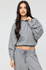 Gris foncé