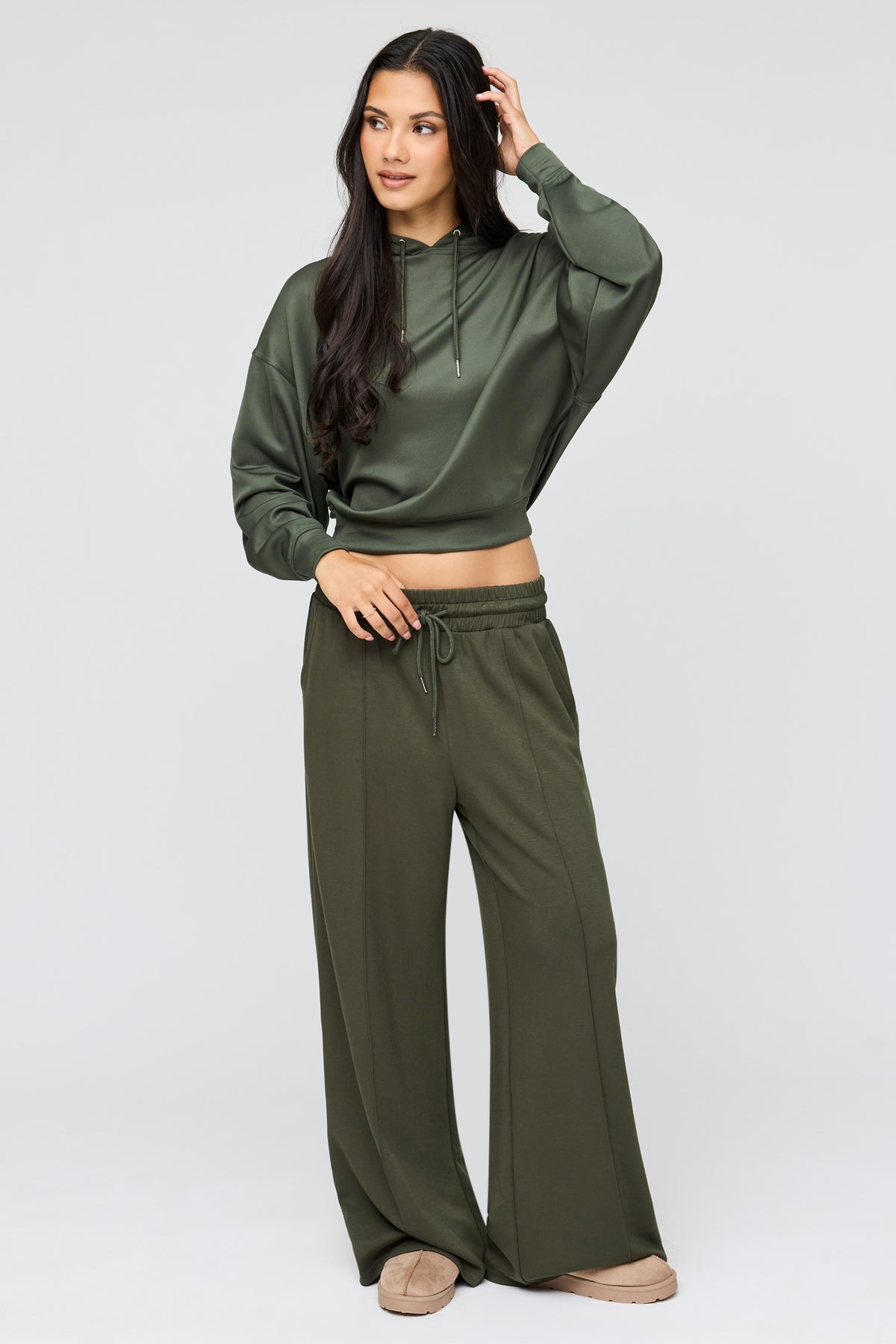Alt View 3. U/A Drawstring Hoodie - Green