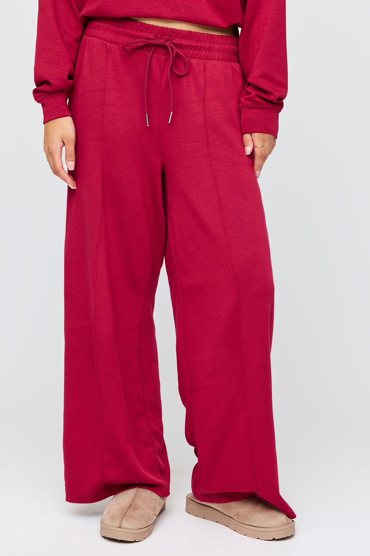 Vue alternative 2. Pantalon U/A à jambe large