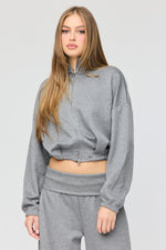 Gris foncé