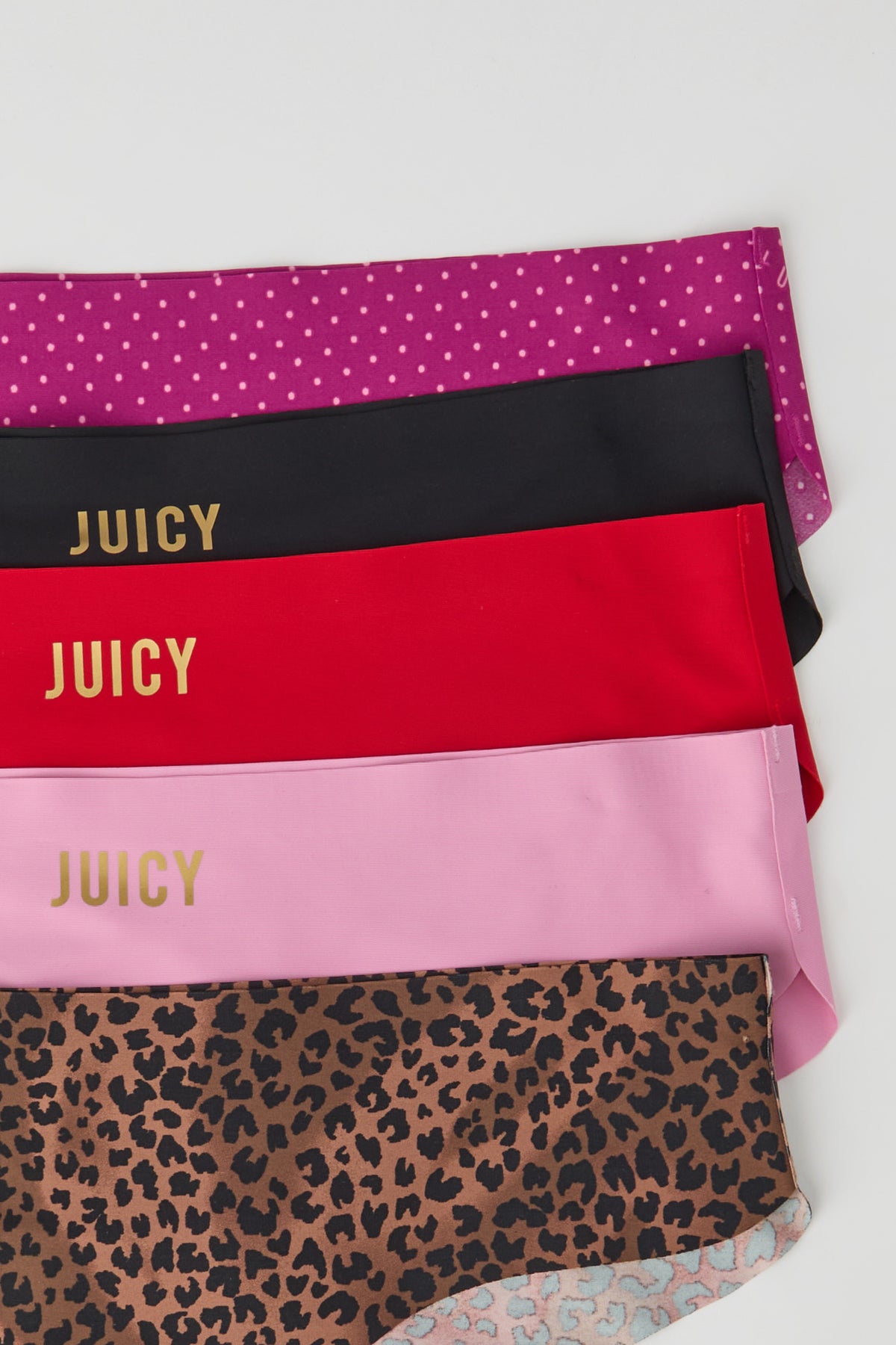 Alt View 3. Juicy Couture Seamless Hipster Panty Set - Leopard