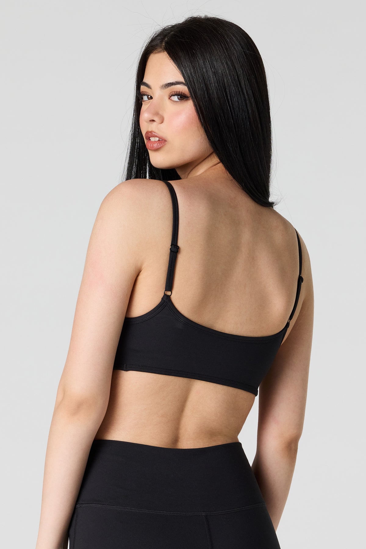 Vue alternative 2. Soutien-gorge de sport U/A 
