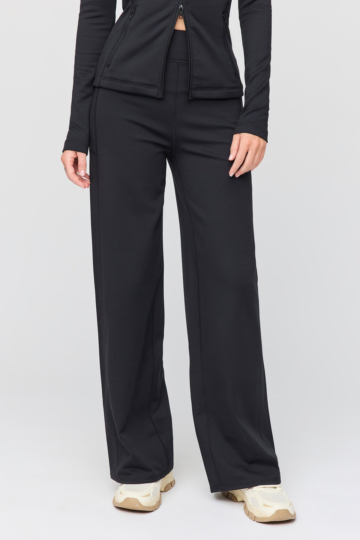 Vue alternative 2. Pantalon à jambe large doublé de molleton tech chaud