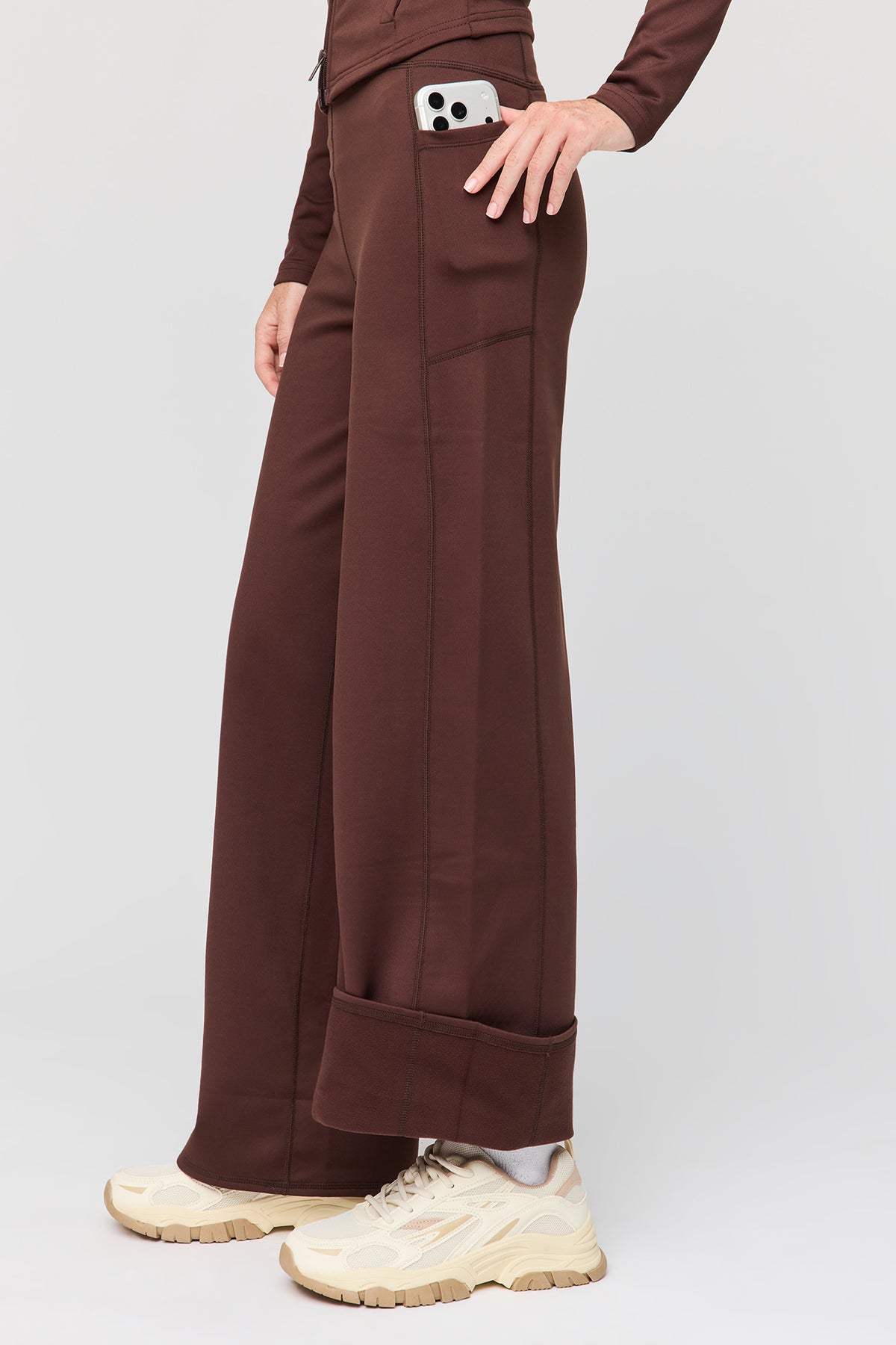 Vue alternative 4. Pantalon à jambe large doublé de molleton tech chaud