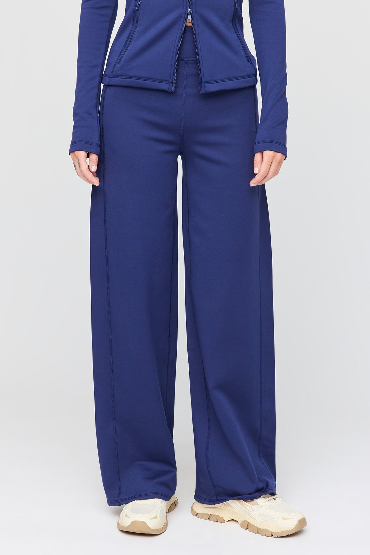 Vue alternative 2. Pantalon à jambe large doublé de molleton tech chaud