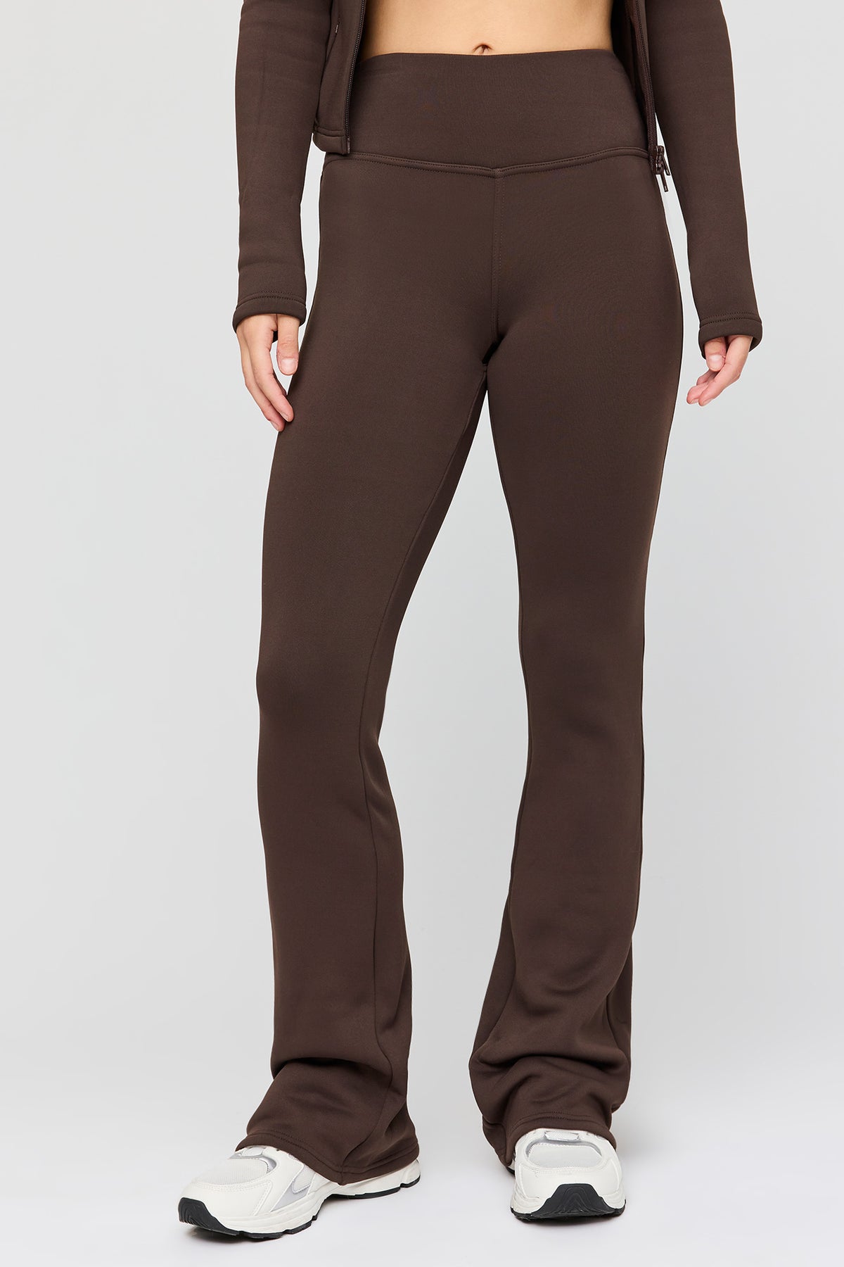 Vue alternative 2. Legging à jambe évasée Warmest Tech doublé de similifourrure