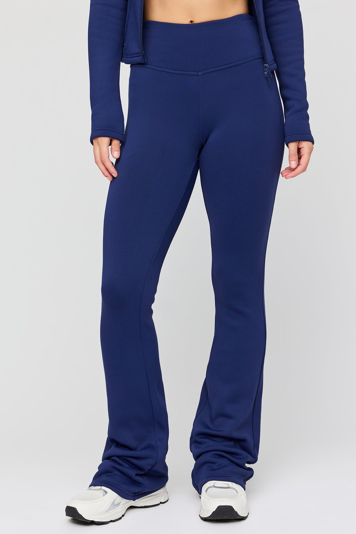Vue alternative 14. Legging à jambe évasée Warmest Tech doublé de similifourrure