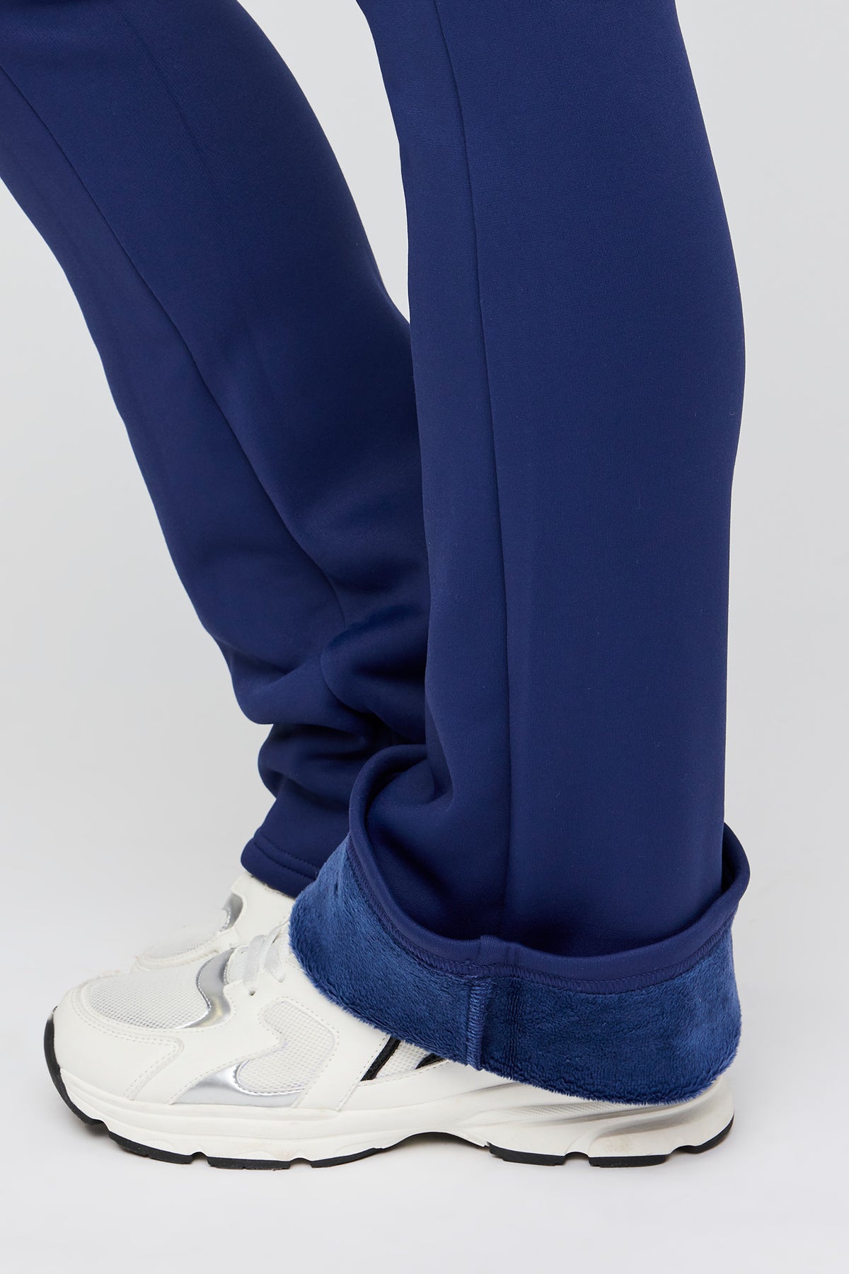 Vue alternative 16. Legging à jambe évasée Warmest Tech doublé de similifourrure