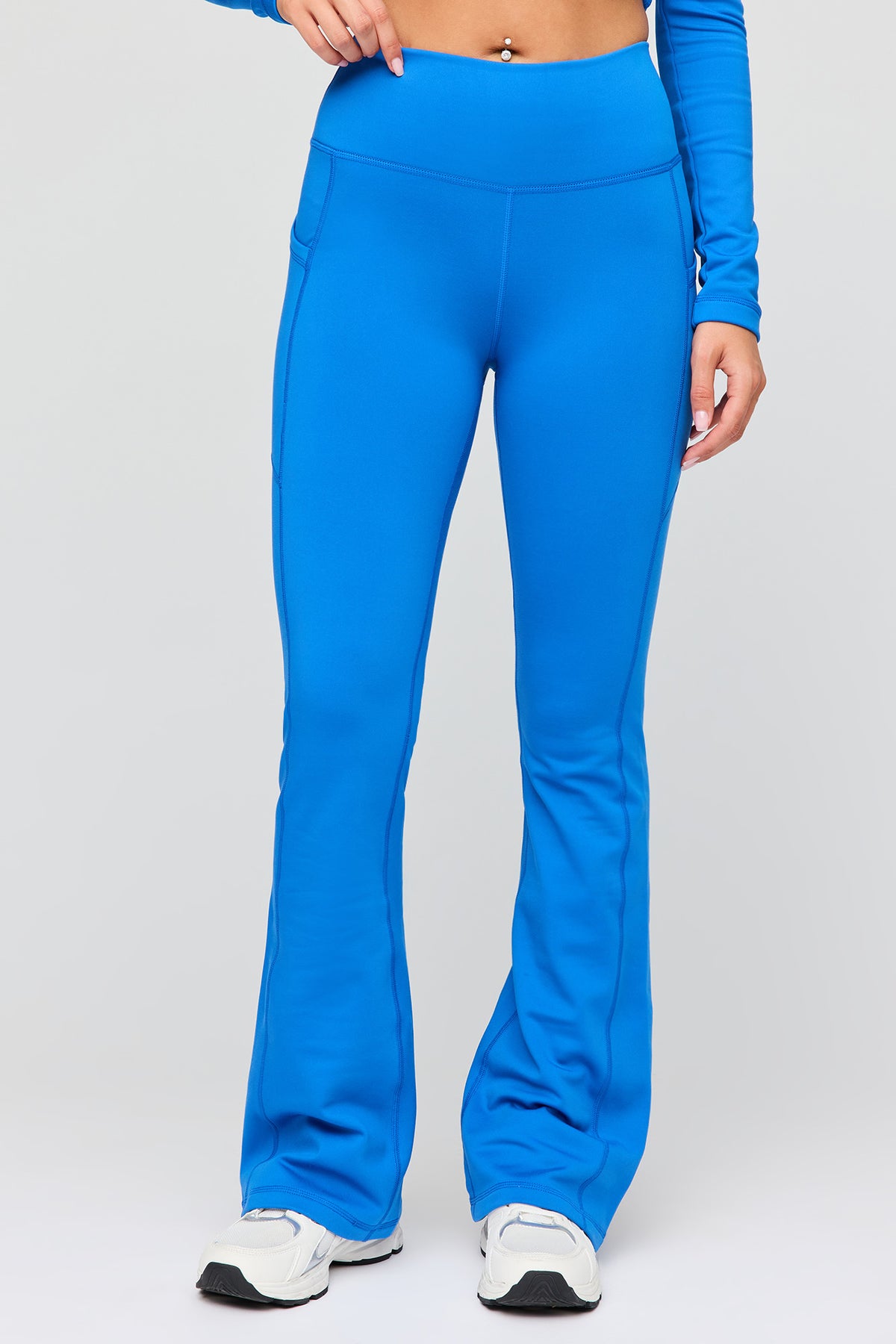 Alt View 2. U/A Fleece Lined Flare Legging - Blue