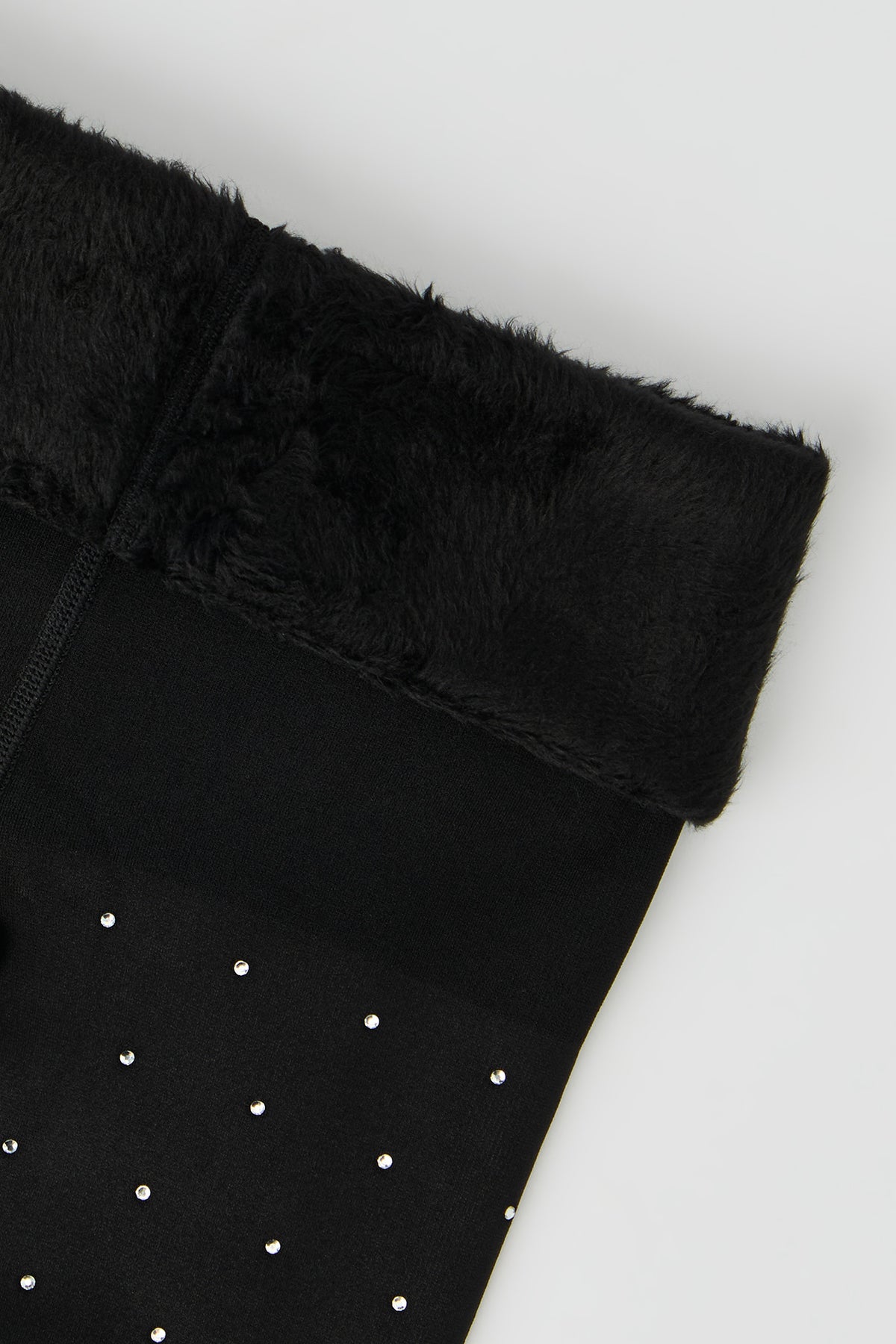 Vue alternative 2. Collants garnis de pierres du Rhin doublés de similifourrure