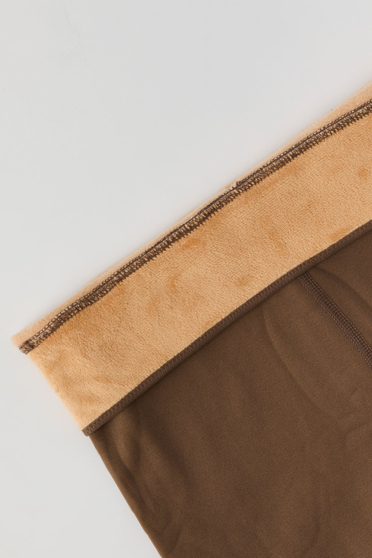 Vue alternative 2. Collants en peluche doublés de molleton