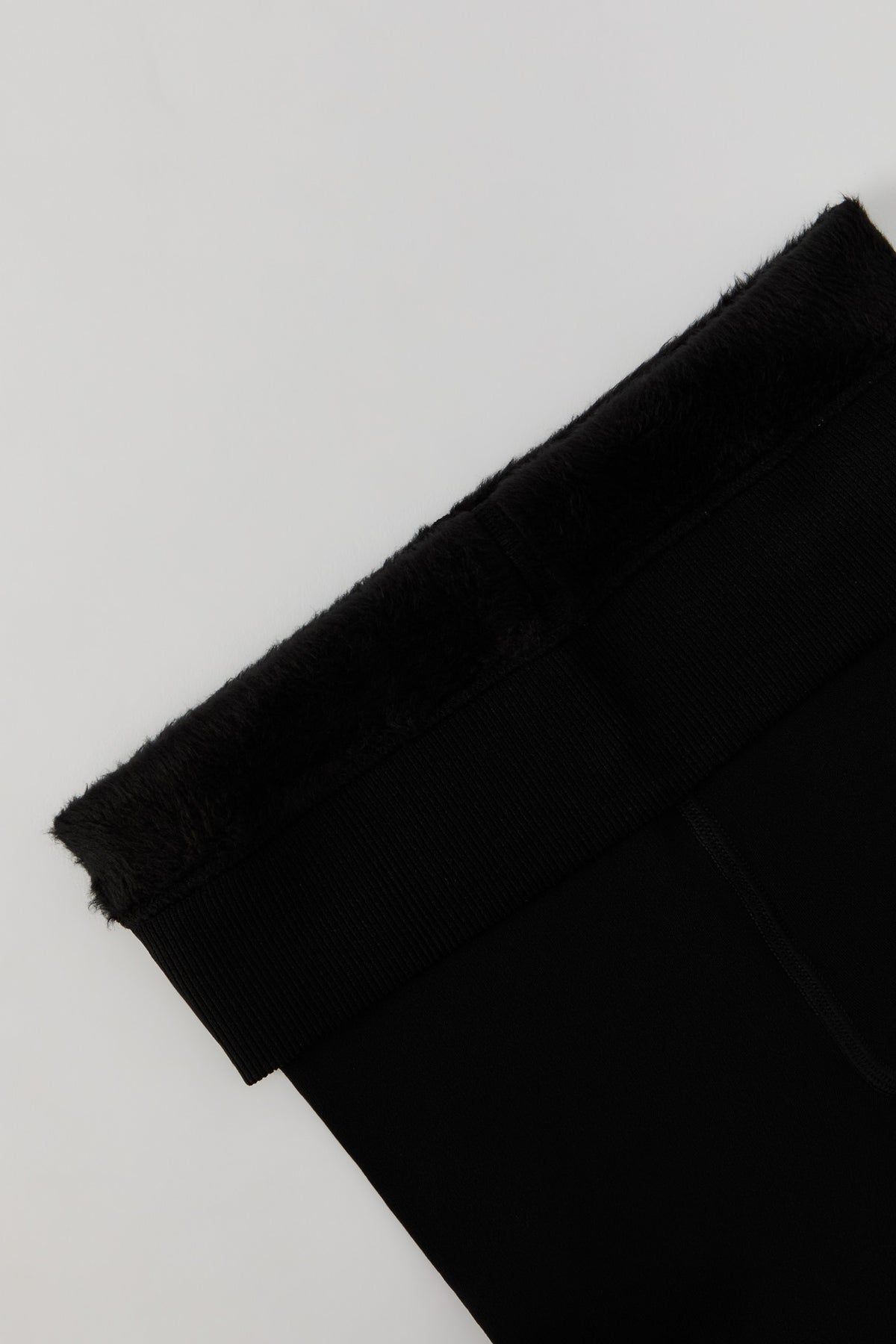 Vue alternative 2. Collants doublés de similifourrure