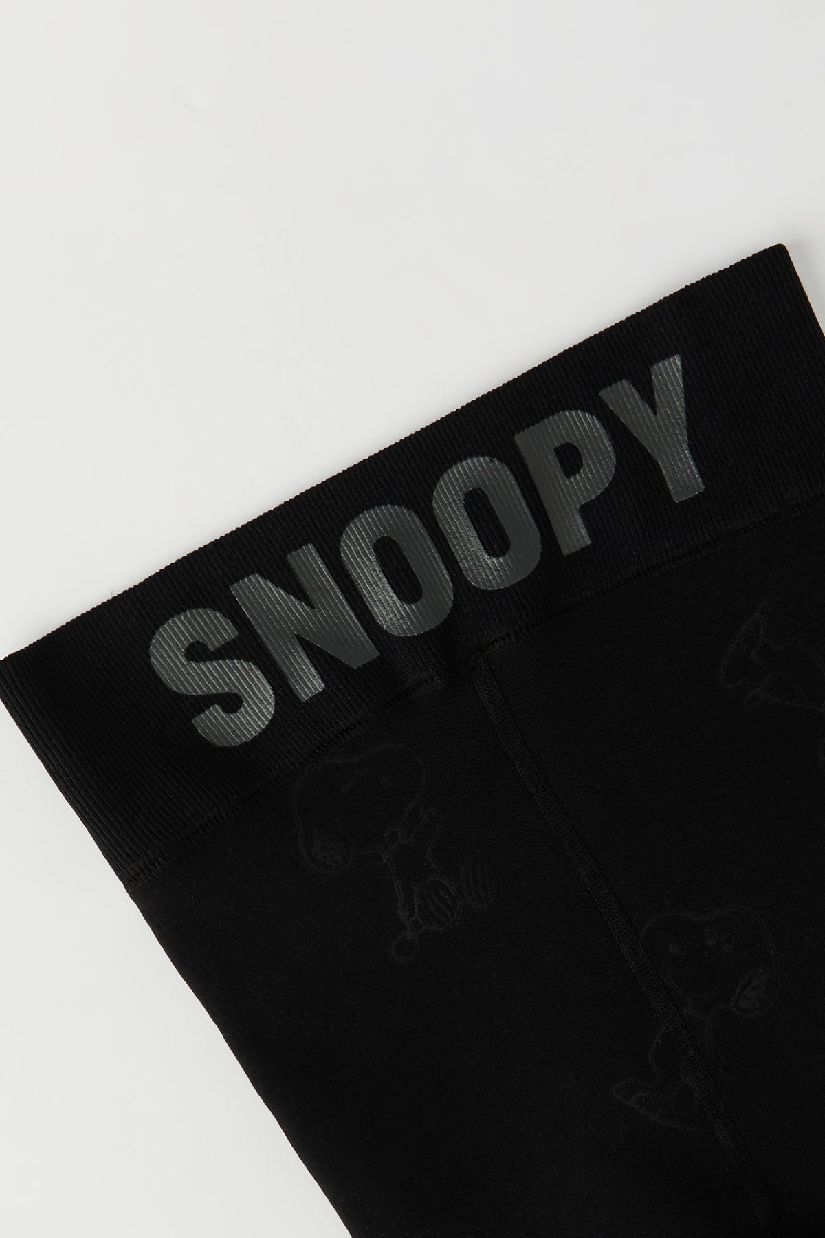 Vue alternative 2. Collants doublés de similifourrure à imprimé Peanuts Snoopy 