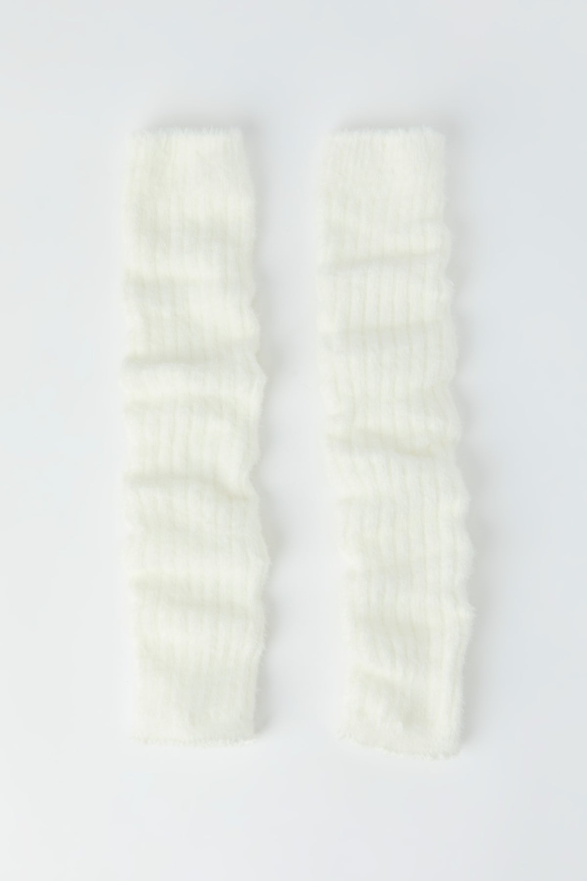 Alt View 2. Leg Warmer - White