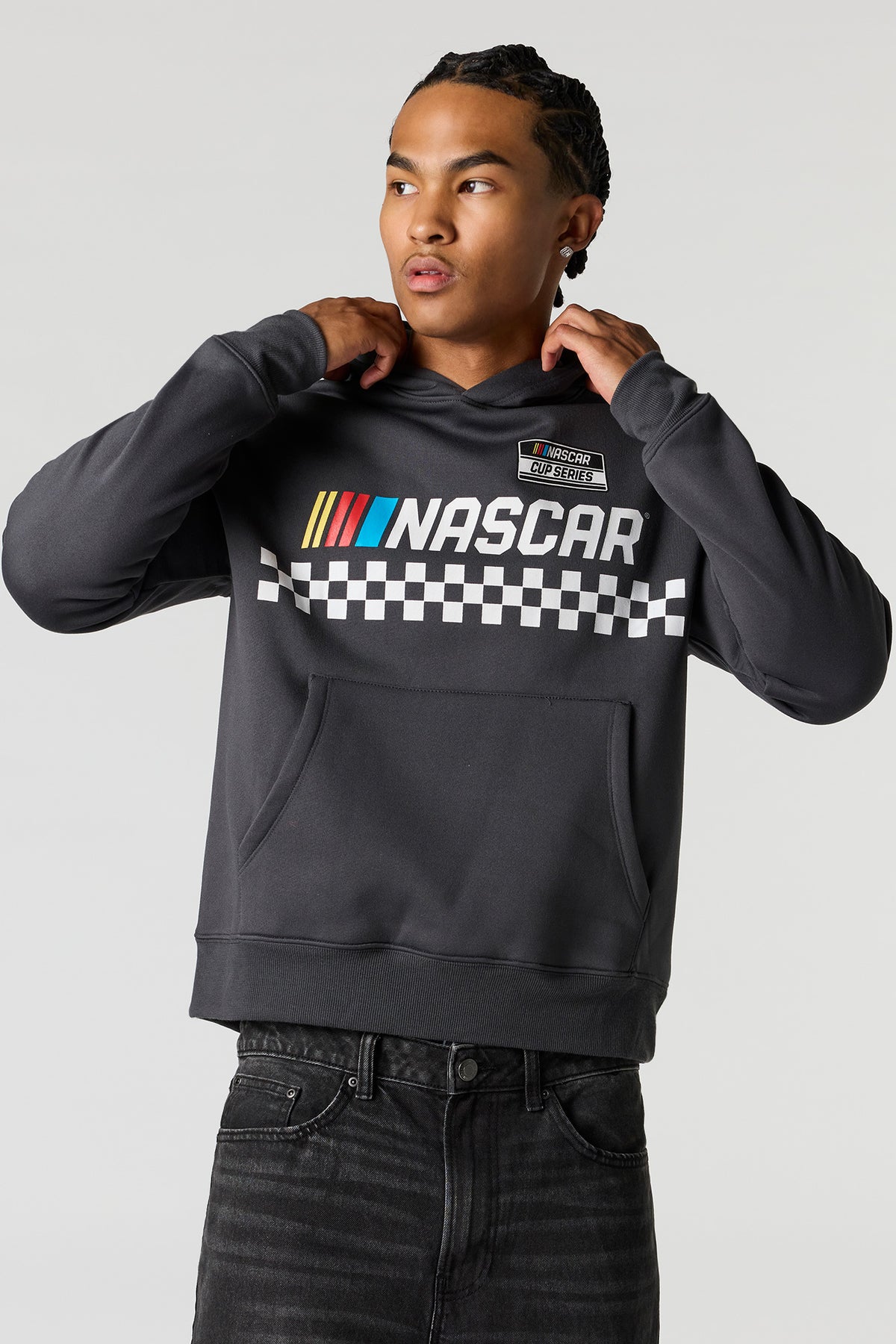 Vue alternative 2. Haut à capuchon en molleton avec imprimé NASCAR HD