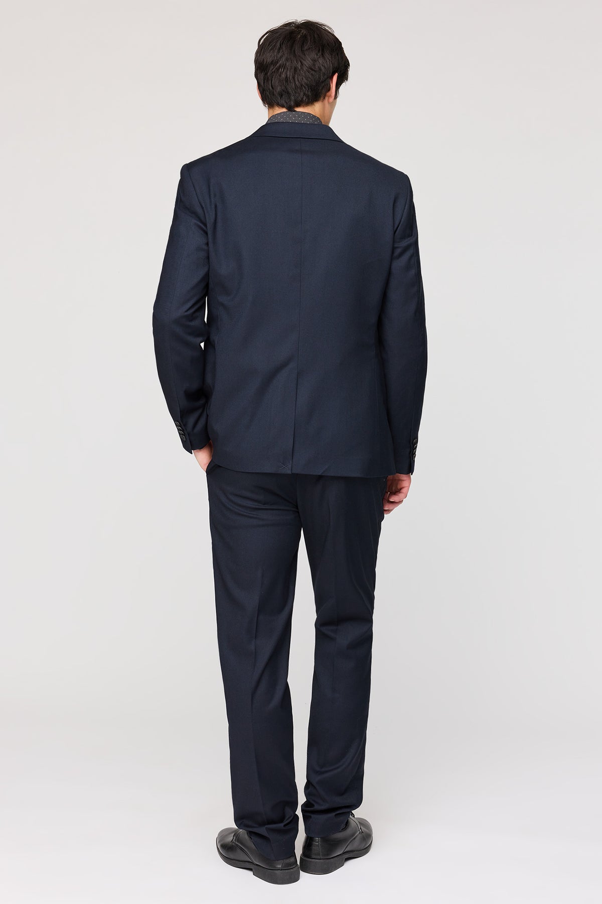 Vue alternative 3. Pantalon habillé ajusté