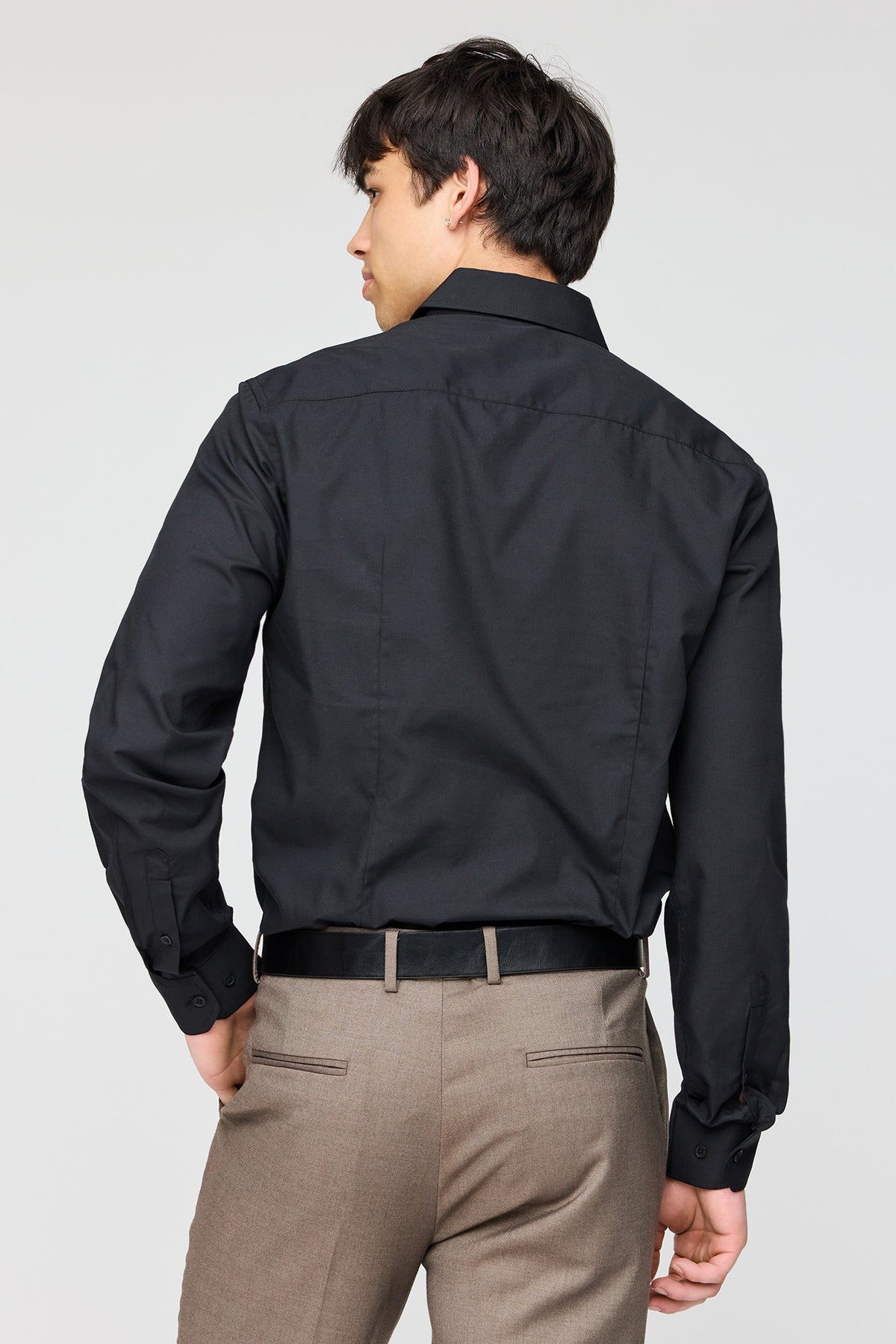Vue alternative 2. Chemise habillée ajustée