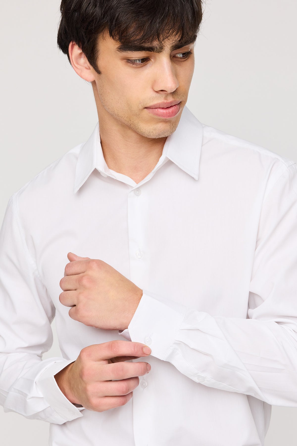 Vue alternative 4. Chemise habillée ajustée