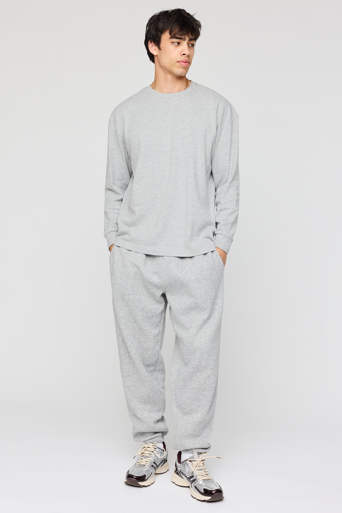 Alt View 3. Long Sleeve Top - Heather Grey