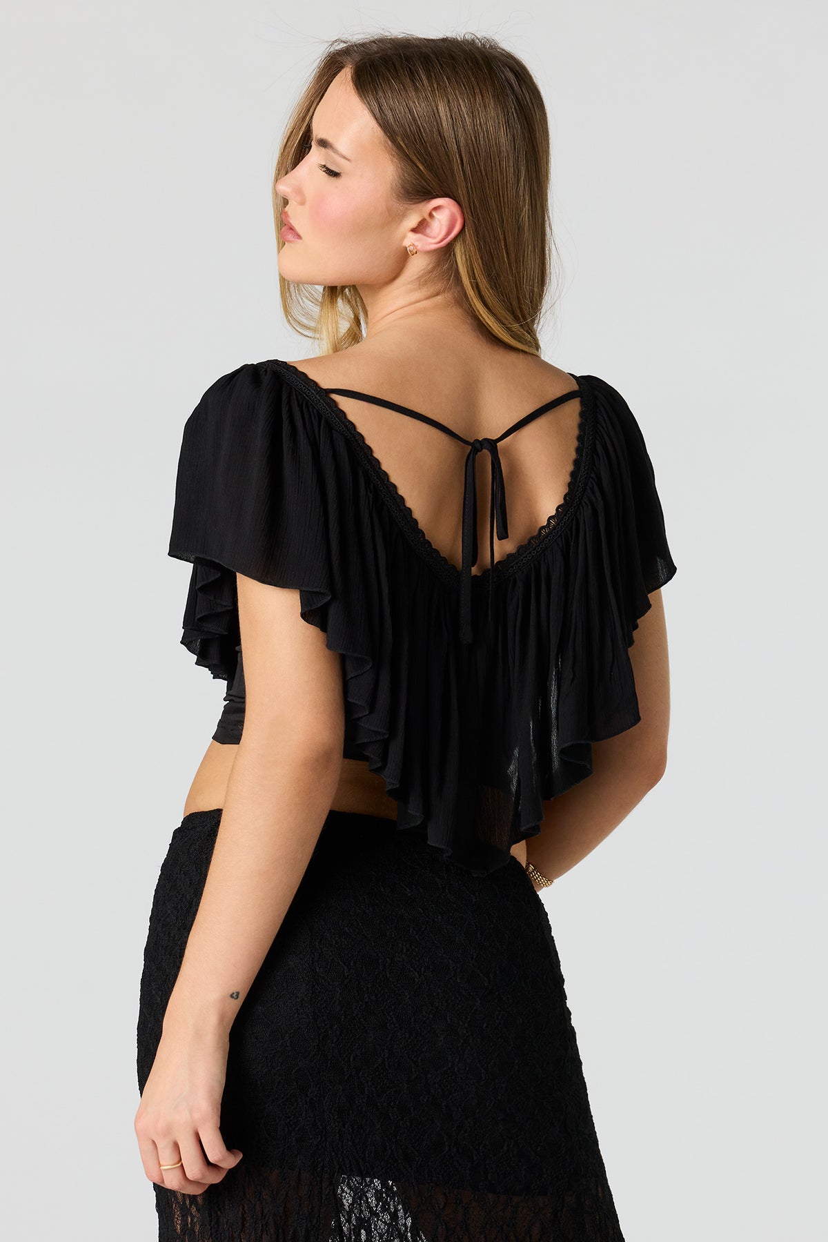 Alt View 2. Ruffle V-Neck Crop Top - Black