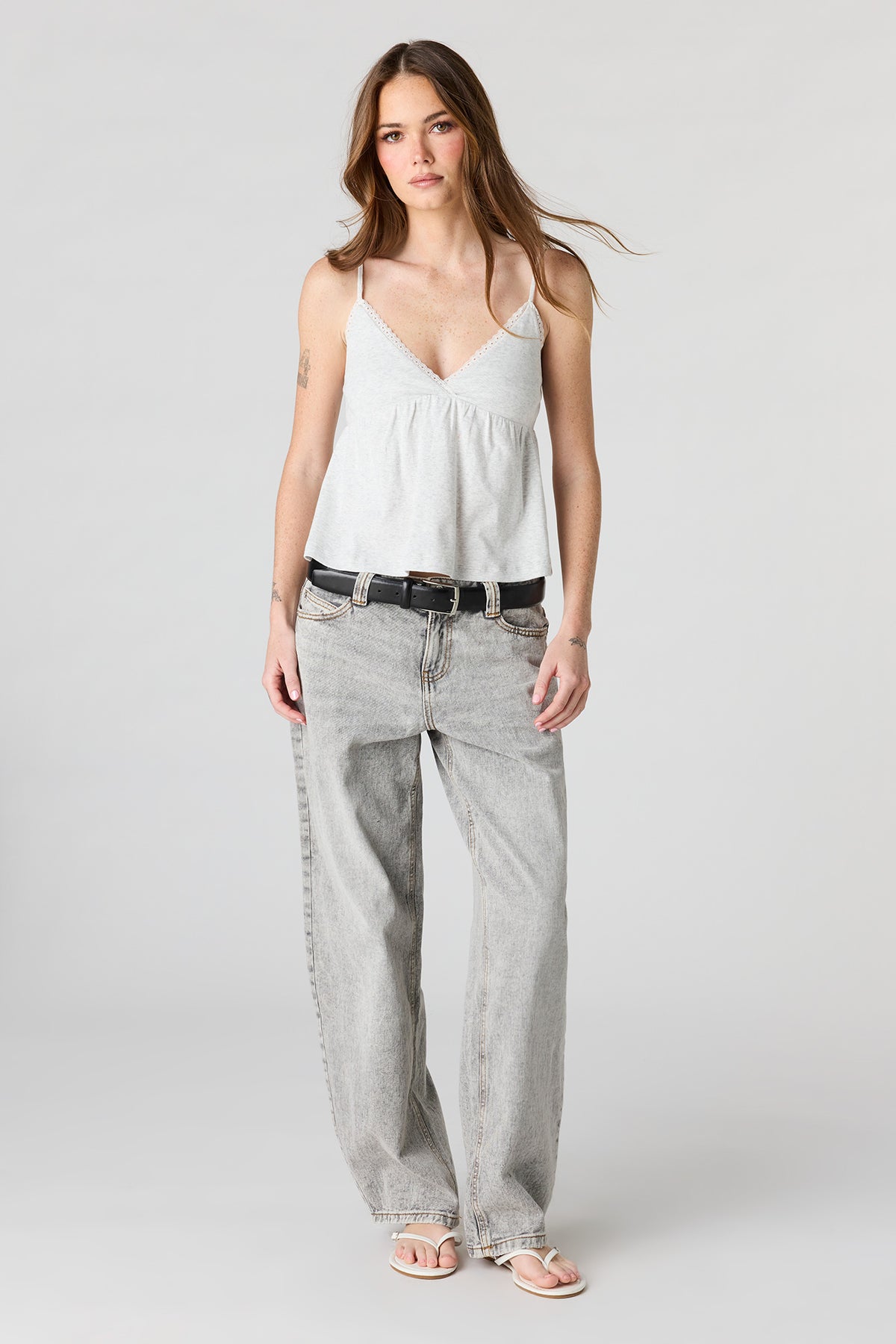 Vue alternative 3. Camisole de style nuisette à surplis