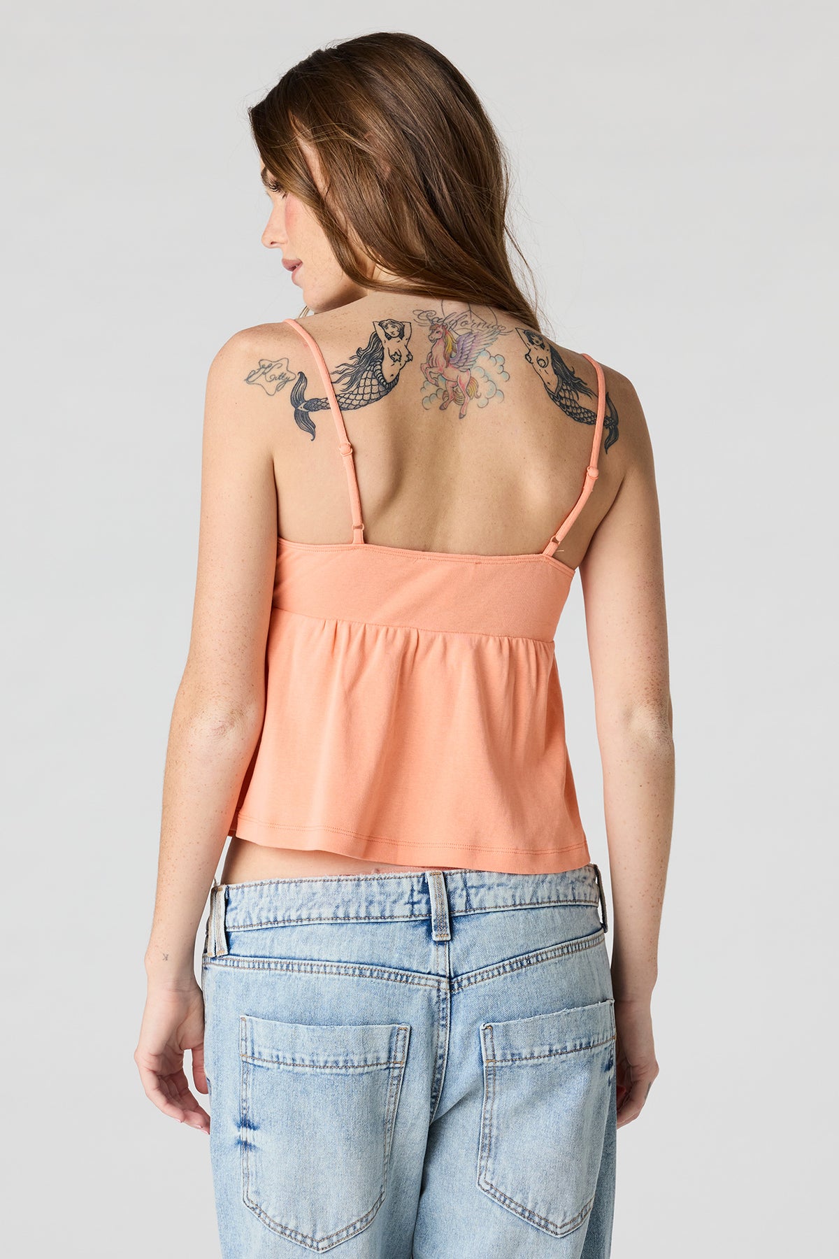 Vue alternative 2. Camisole de style nuisette à surplis