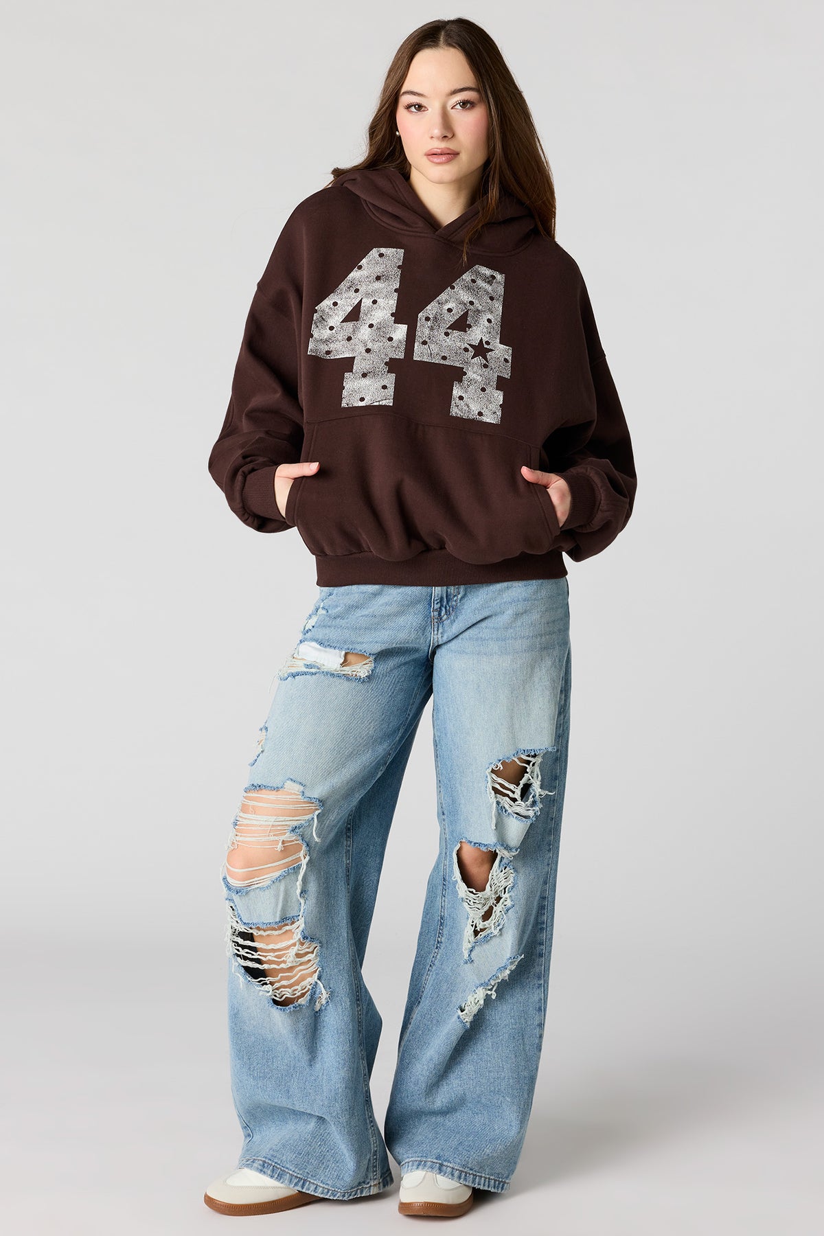Alt View 3. Luxe Fleece Graphic Boxy Hoodie - Brown