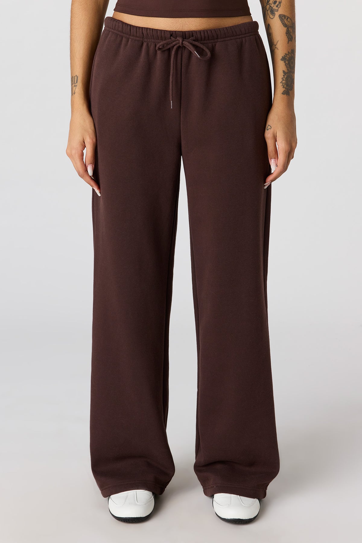 Alt View 2. Luxe Fleece Low Rise Baggy Sweatpant - Brown