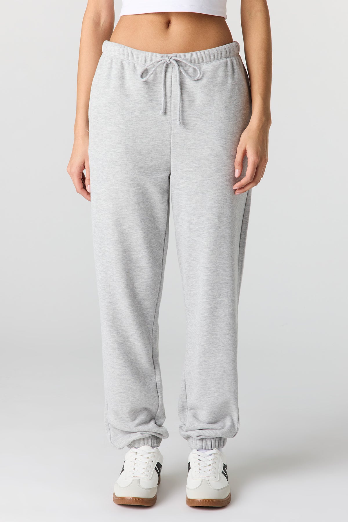 Vue alternative 2. Jogger en tissu bouclé de luxe à taille basse
