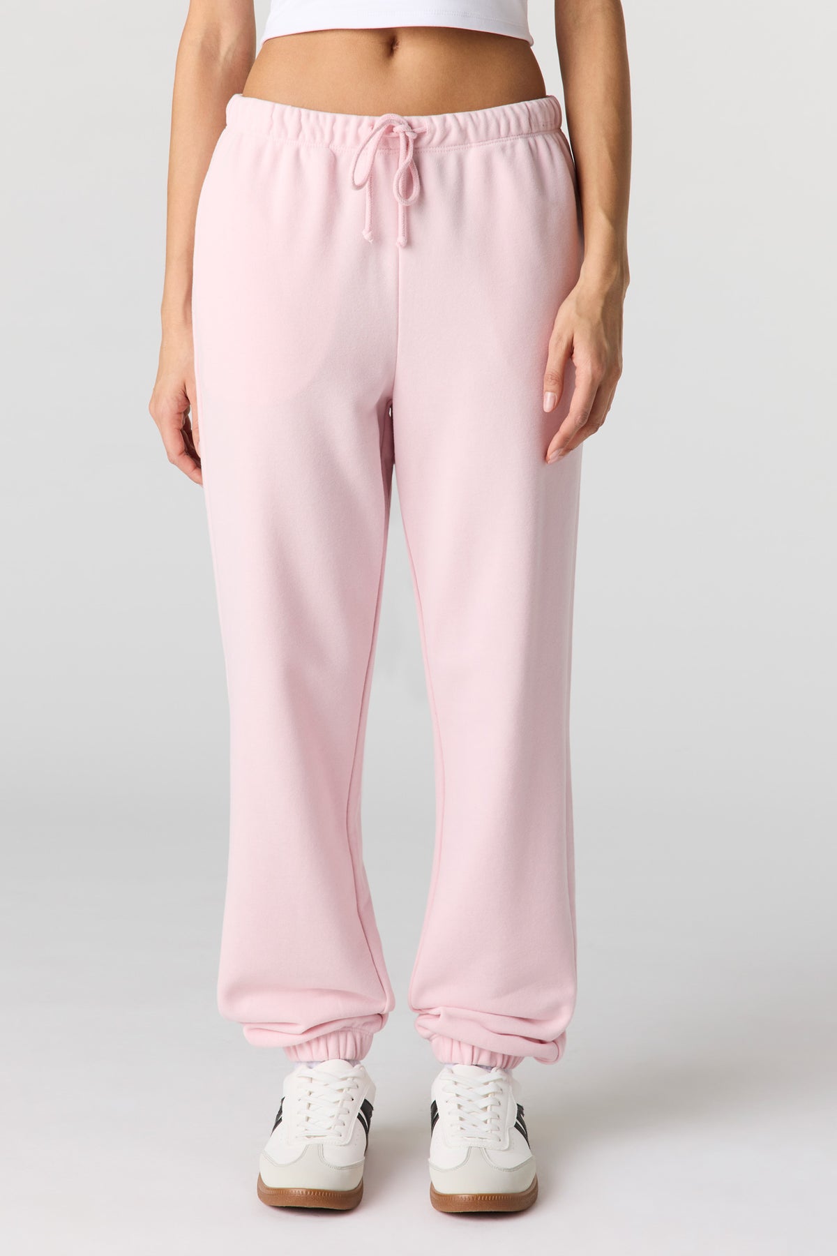 Vue alternative 2. Jogger en tissu bouclé de luxe à taille basse
