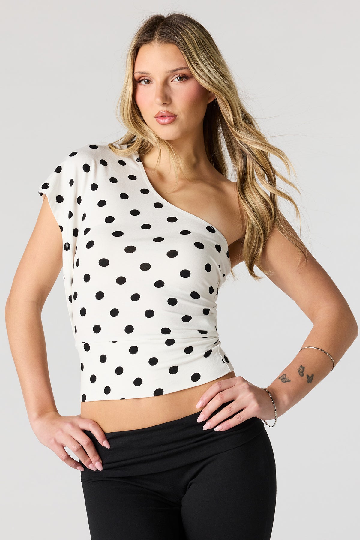 Alt View 4. Dolman Short Sleeve Top - Black with White