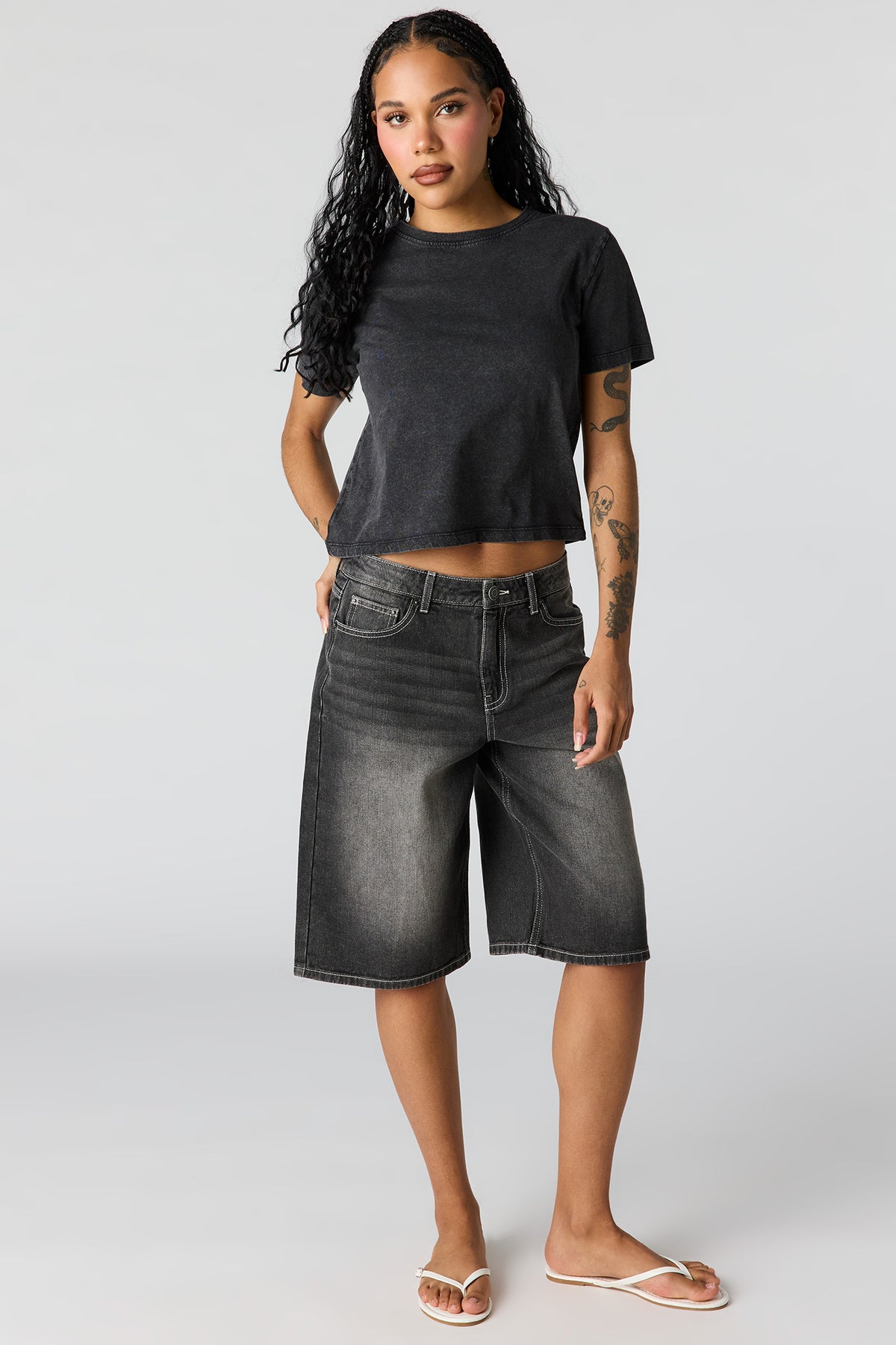 Alt View 3. Boxy T-Shirt - Black