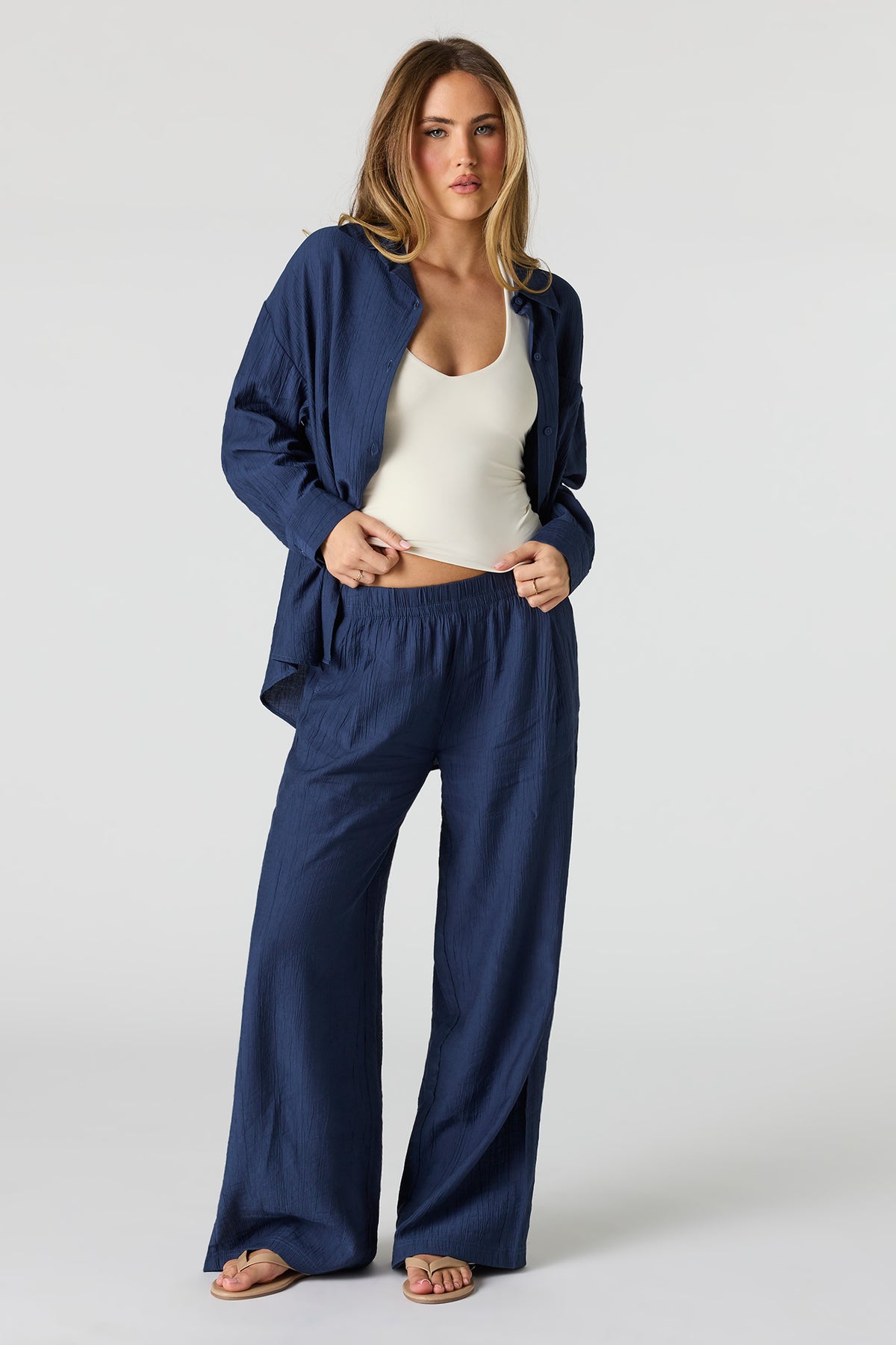 Textured Flowy Wide Leg Pant - Navy