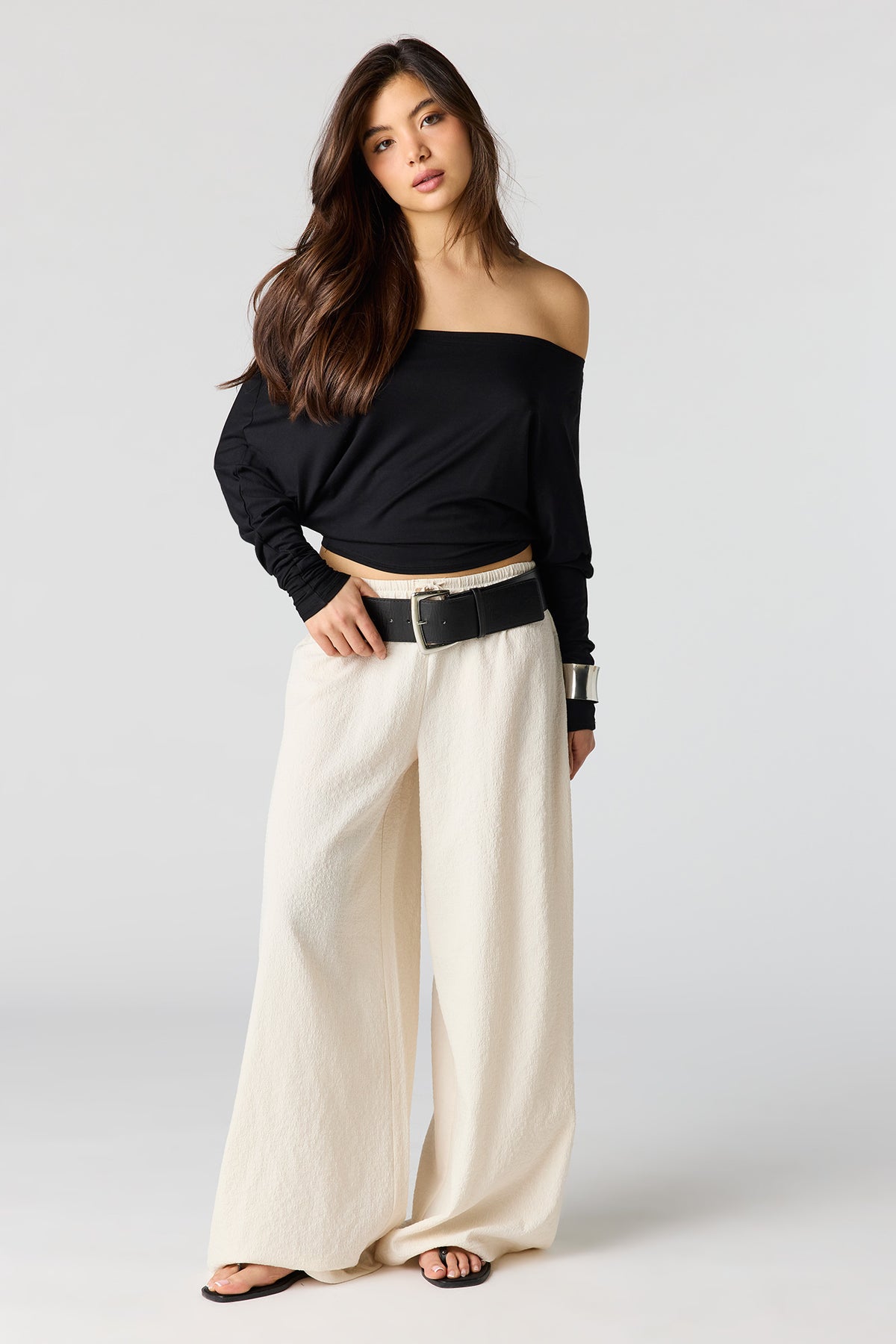 Pantalon à jambe large texturé fluide