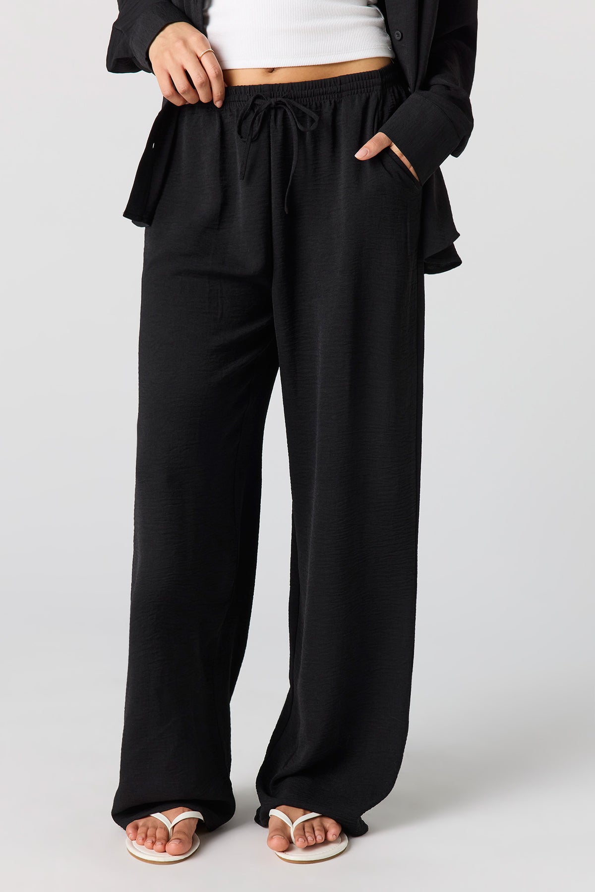 Alt View 2. Flowy Wide Leg Pant - Black