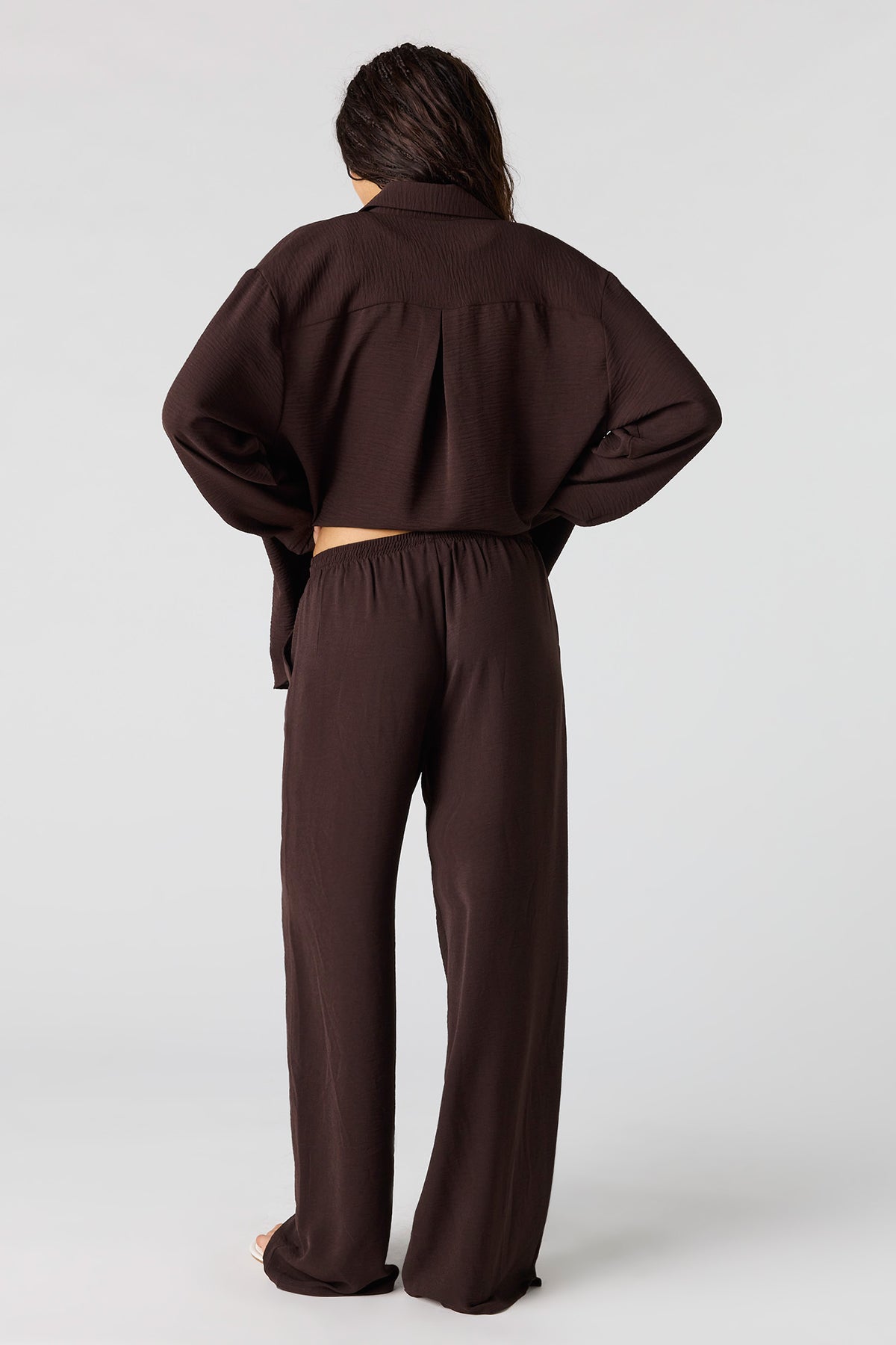 Vue alternative 3. Pantalon fluide à jambe large
