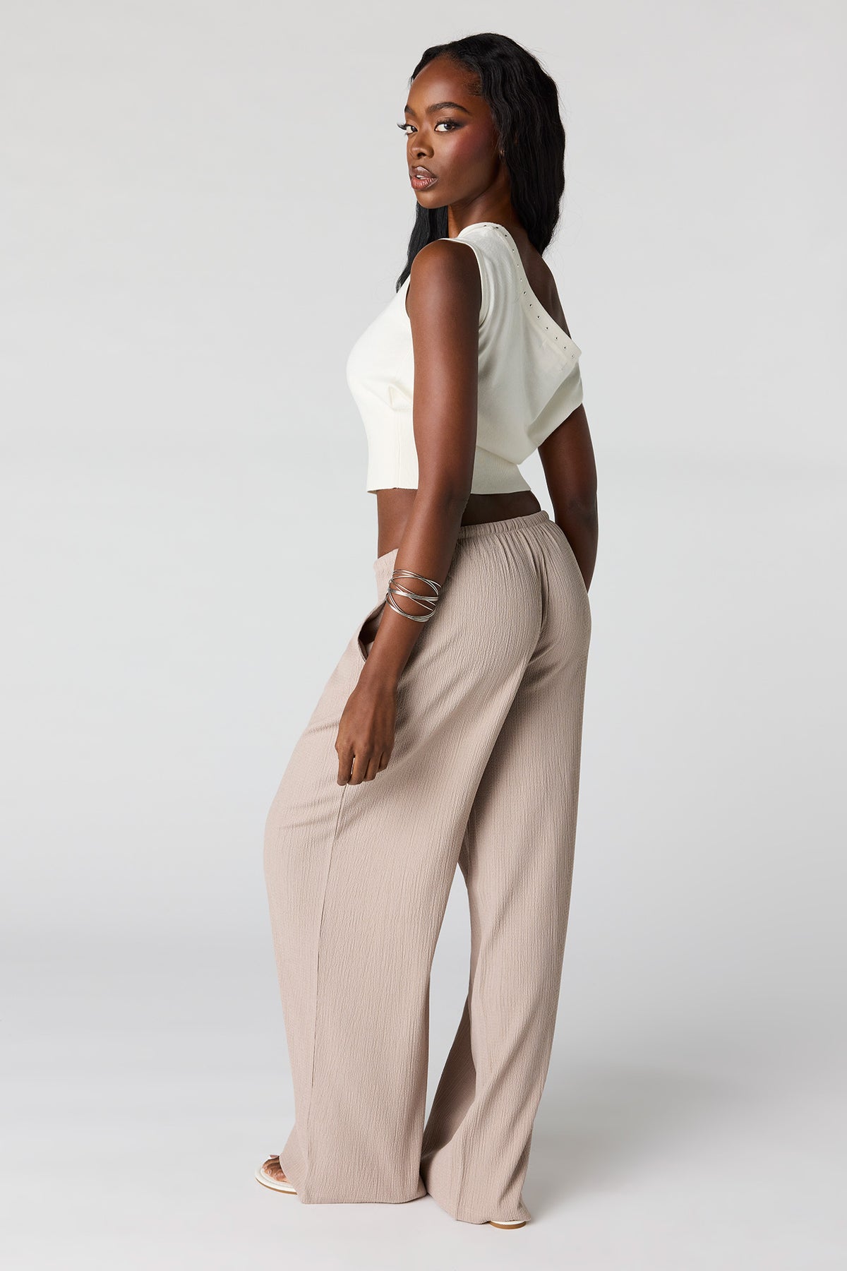Alt View 3. Textured Flowy Wide Leg Pant - Taupe