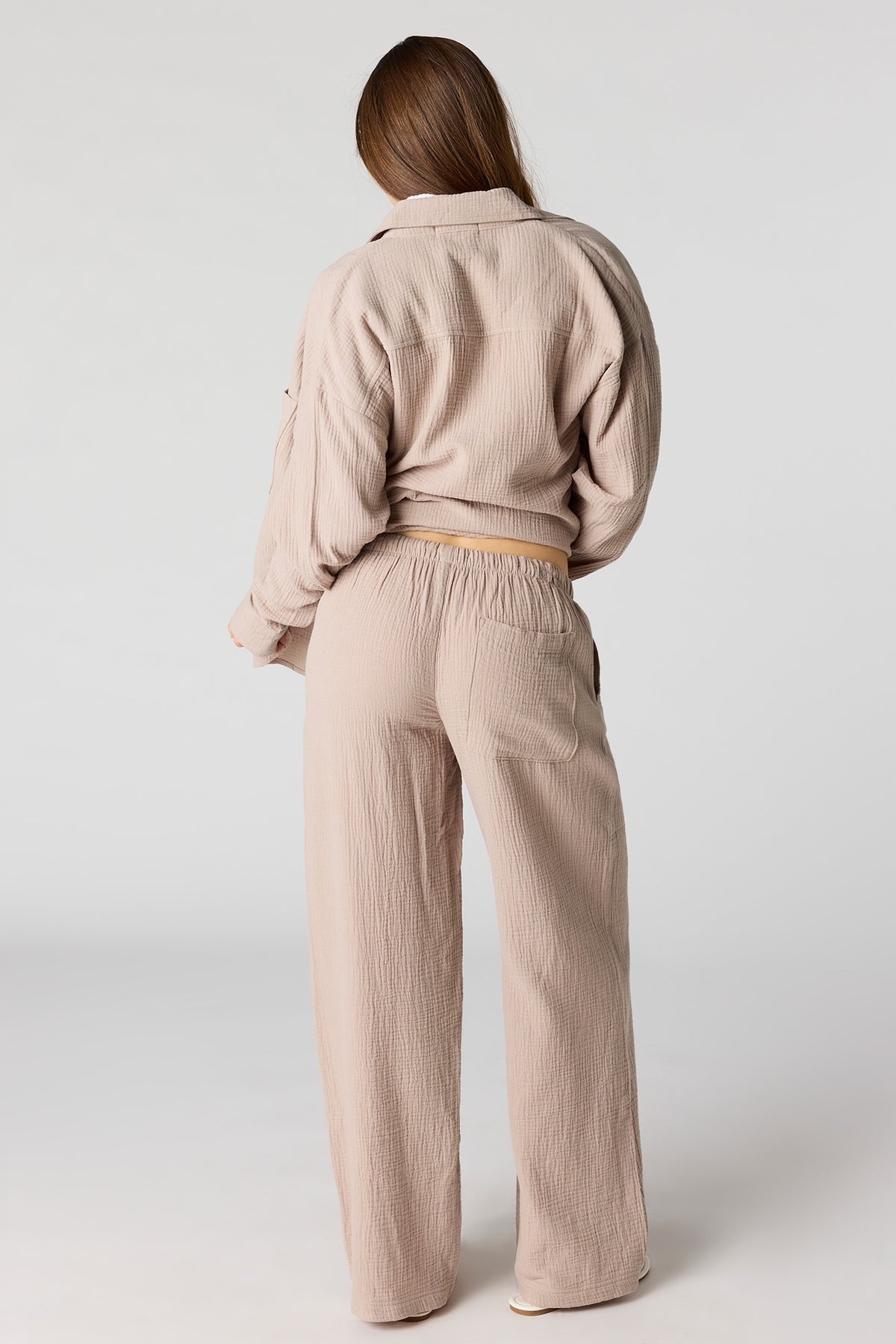 Alt View 3. Textured Flowy Wide Leg Pant - Taupe
