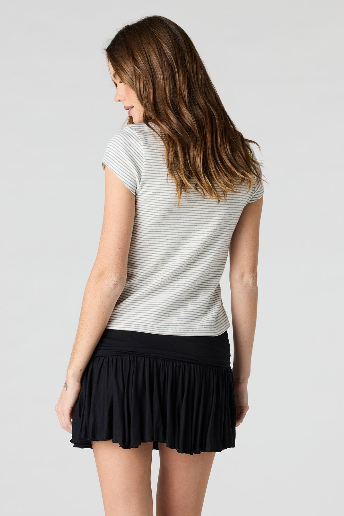 Vue alternative 2. Minijupe-short fluide