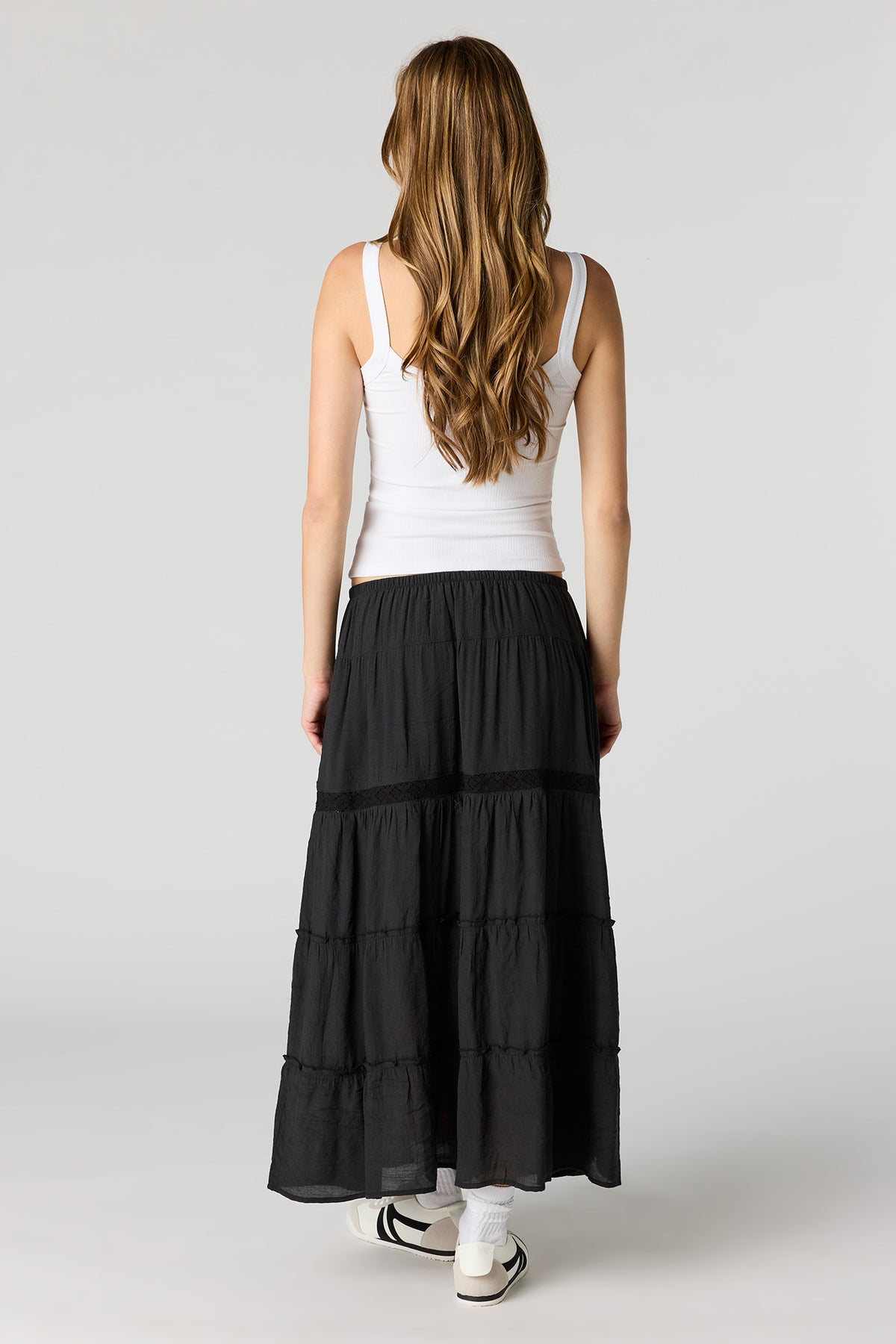 Alt View 3. Crochet Detail Tiered Slit Maxi Skirt - Black