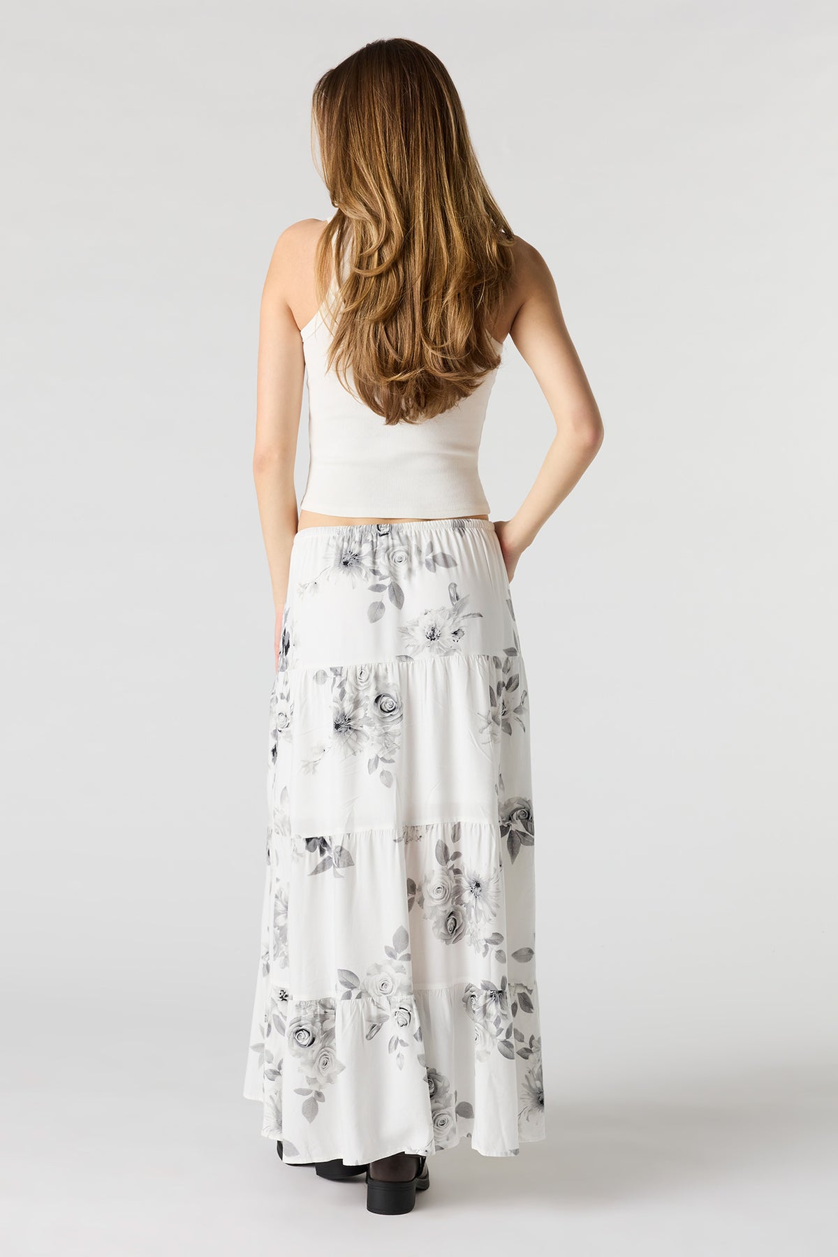 Alt View 3. Drawstring Tiered Maxi Skirt - Black with White