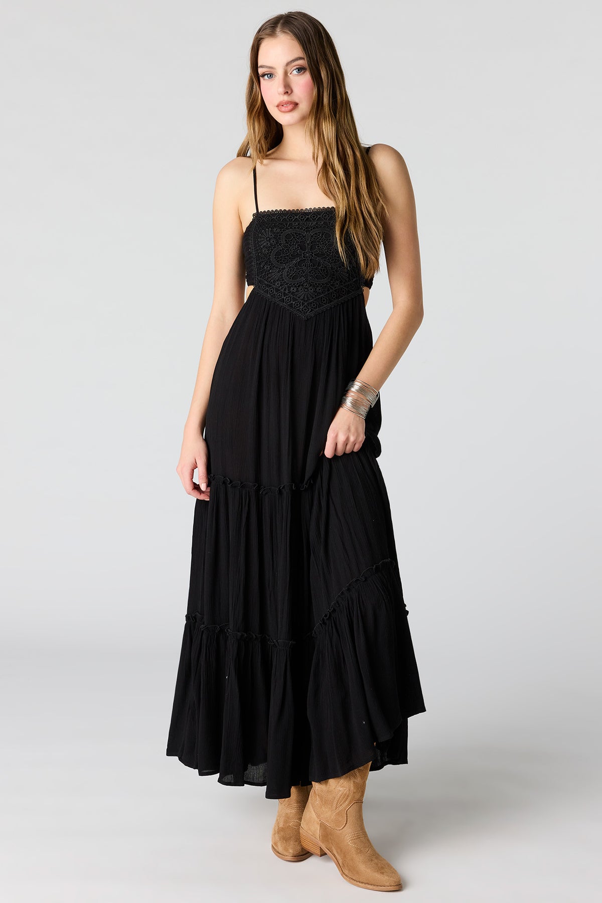 Robe midi volantée texturée