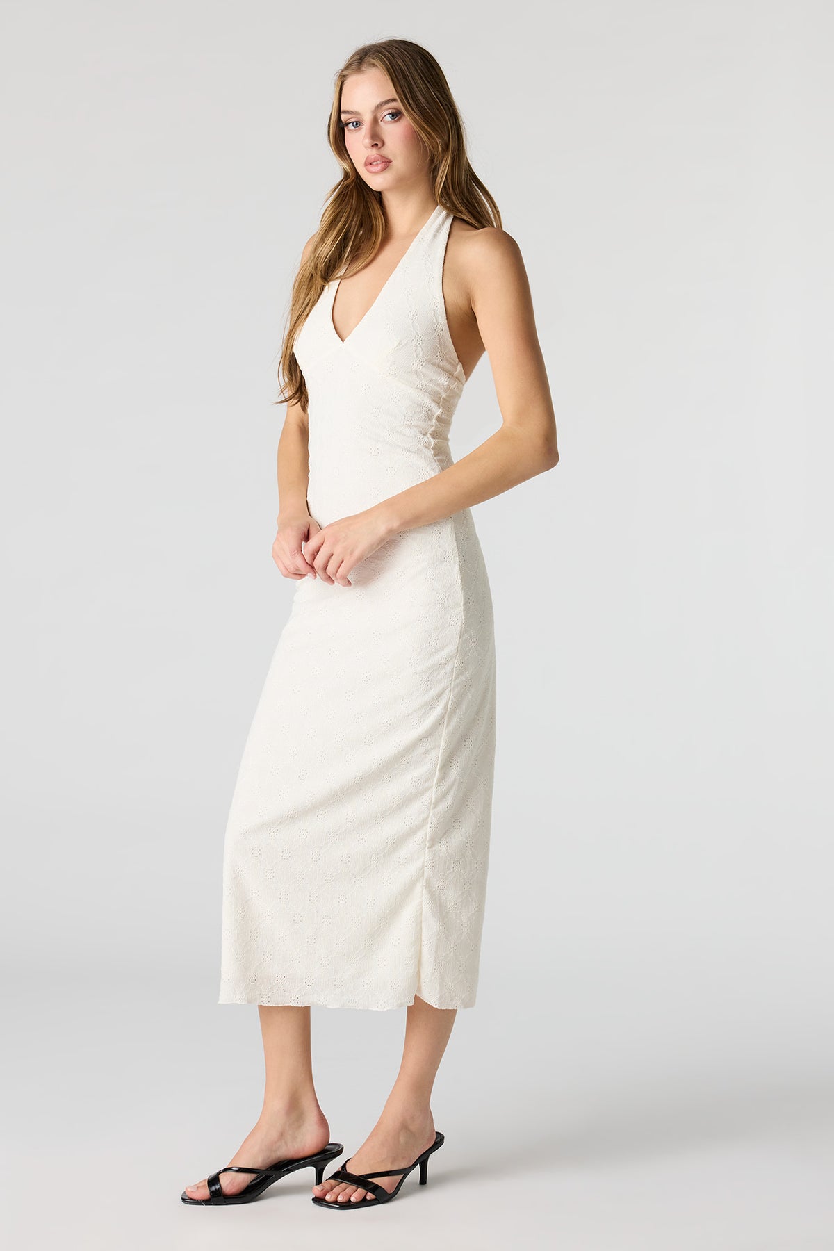Vue alternative 2. Robe bain-de-soleil midi texturée sans soutien-gorge intégré