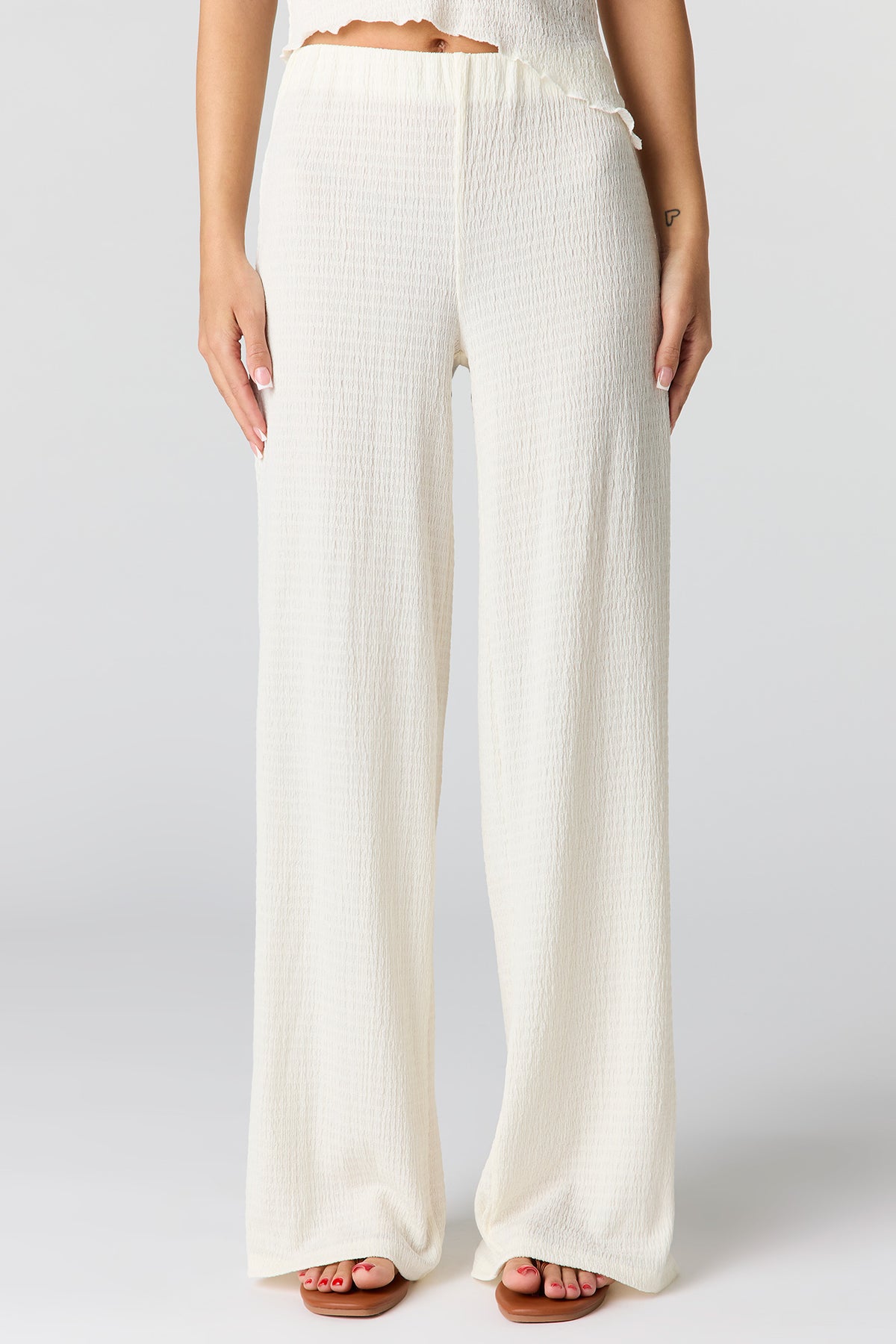Alt View 2. Textured Wide Leg Pant - Ivory