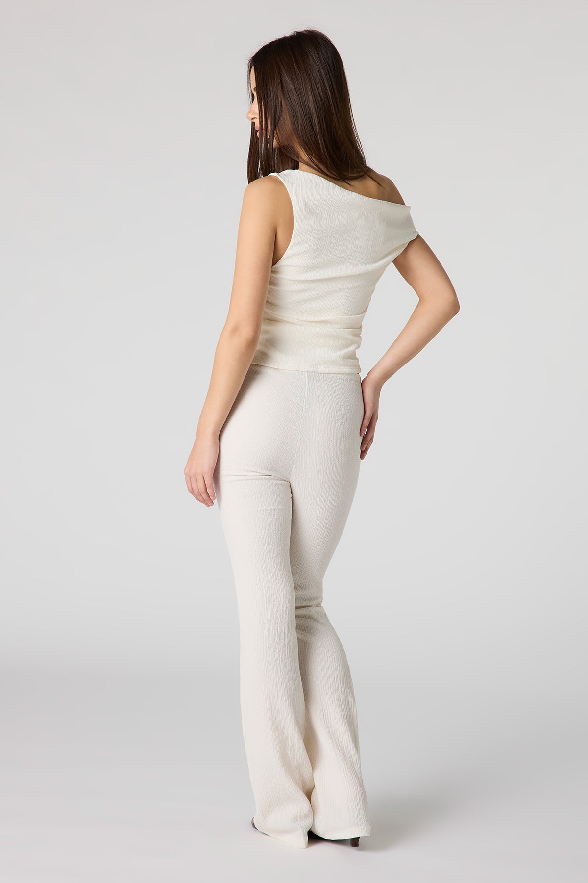 Alt View 3. Textured Pant - Ivory