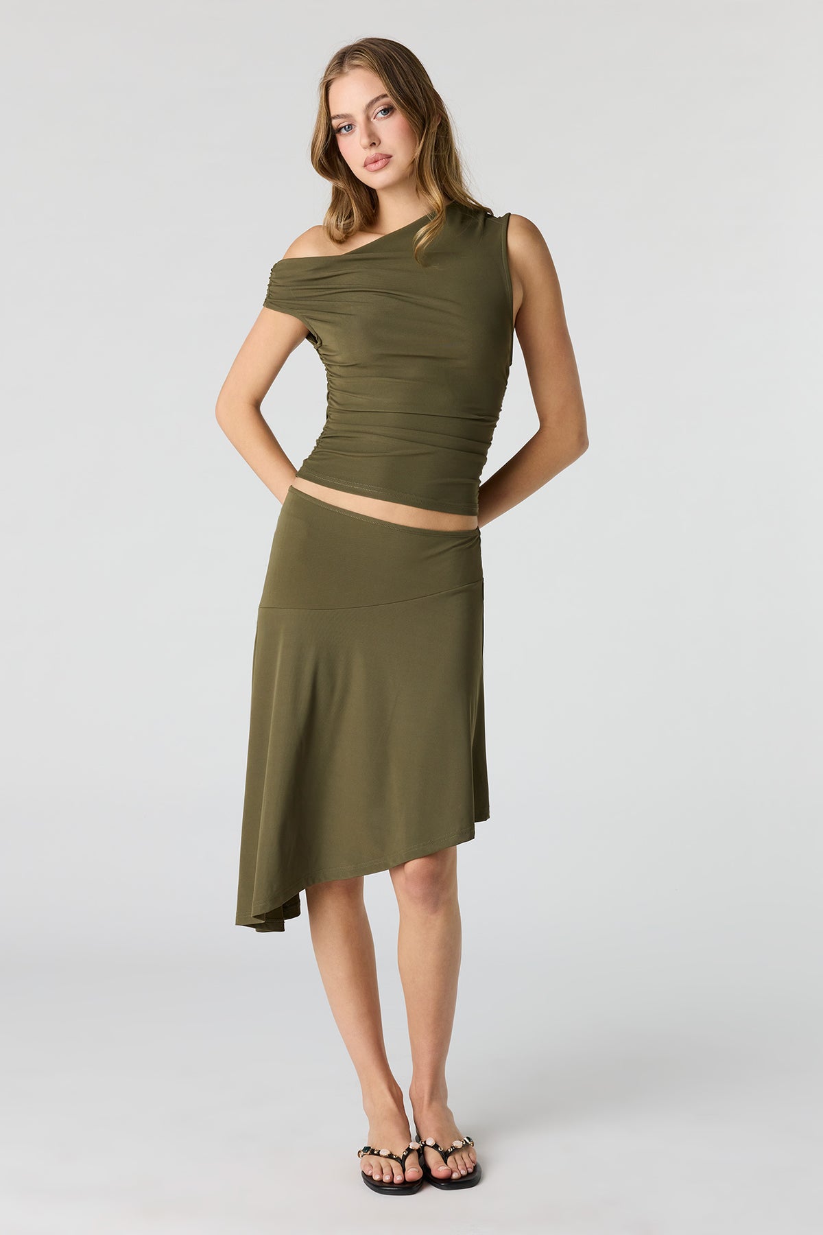 Alt View 3. Off Shoulder Ruched Top - Dark Green