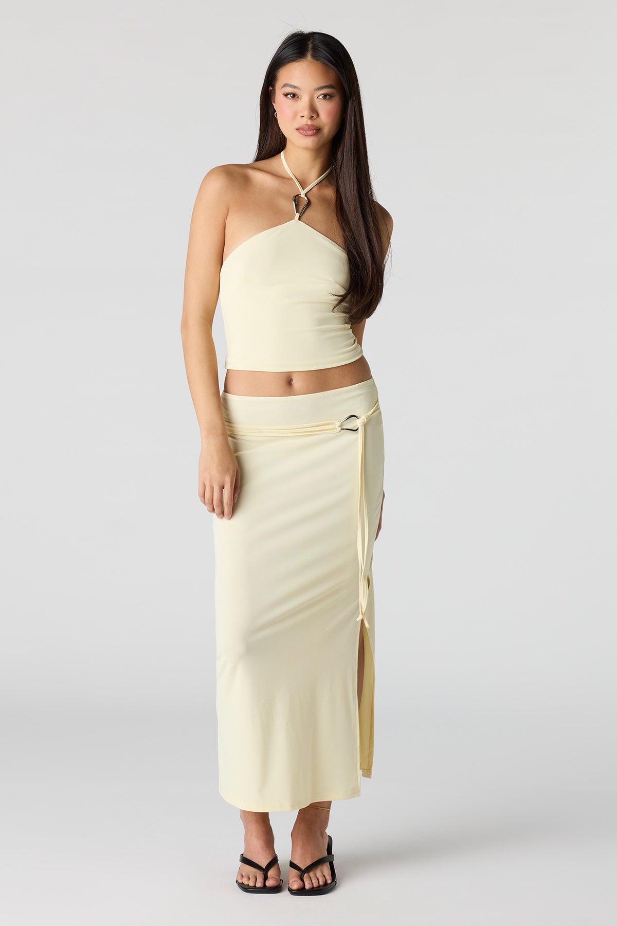 Jupe midi en tricot avec ceinture