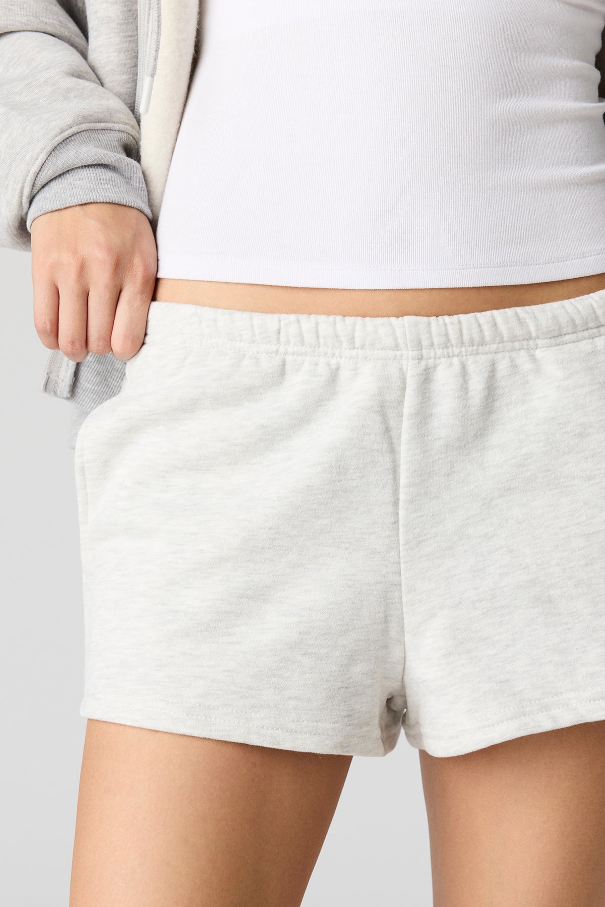 Vue alternative 4. Short en molleton 2 po
