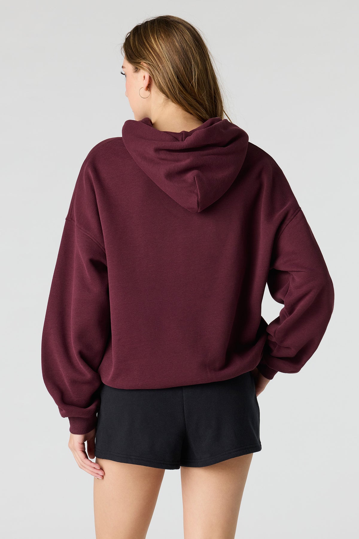 Vue alternative 2. Short en molleton de luxe 2 po